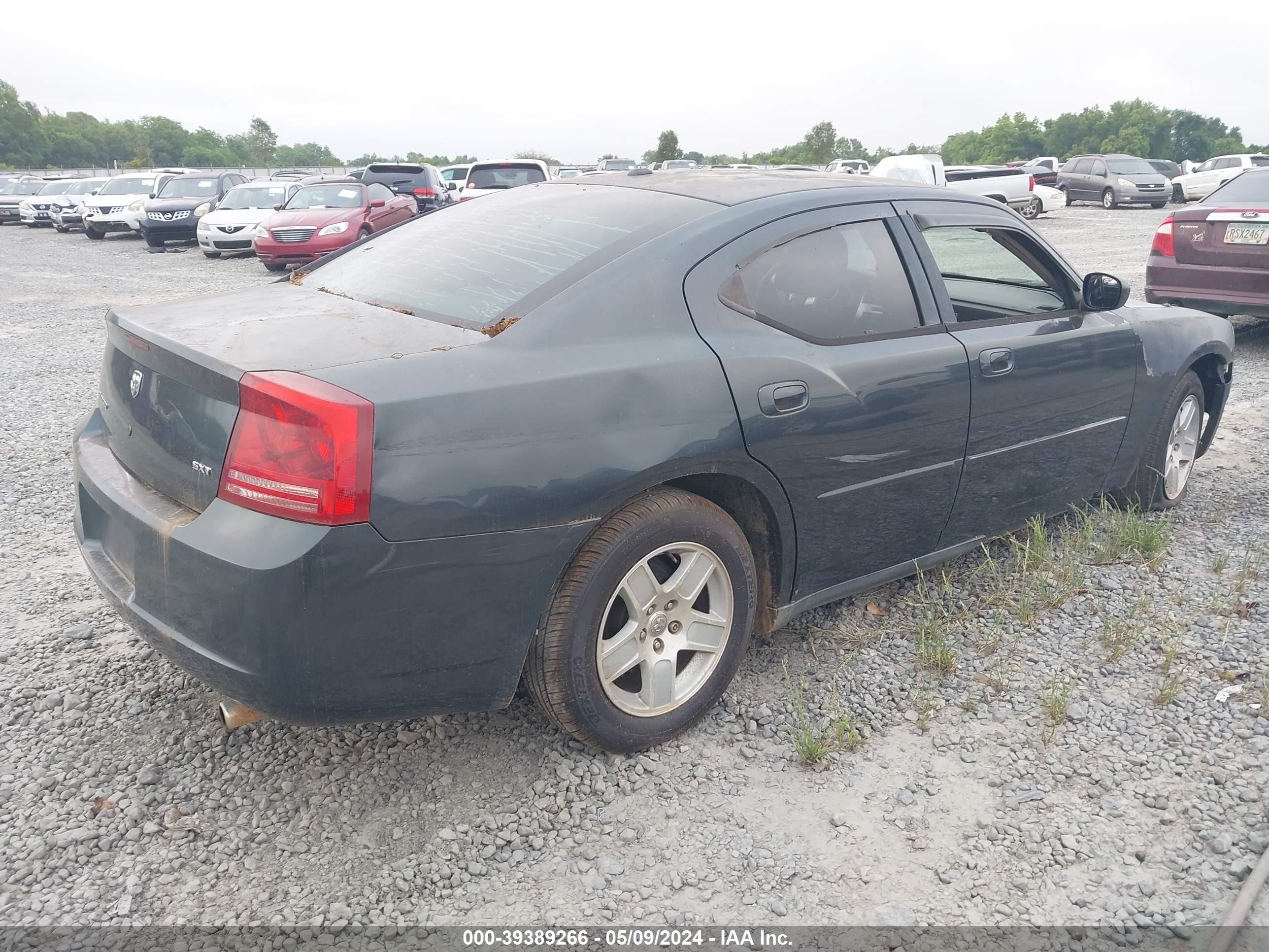 Photo 3 VIN: 2B3KA43G57H754721 - DODGE CHARGER 