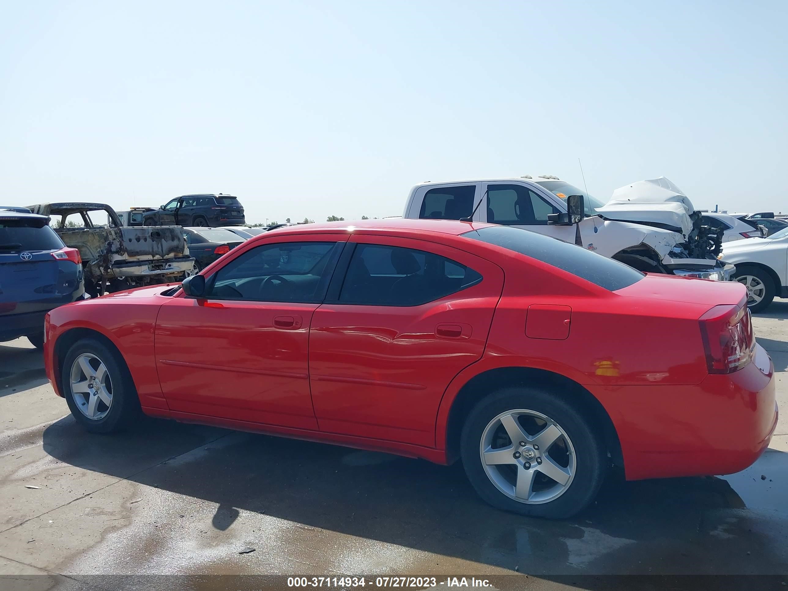 Photo 13 VIN: 2B3KA43G98H198270 - DODGE CHARGER 