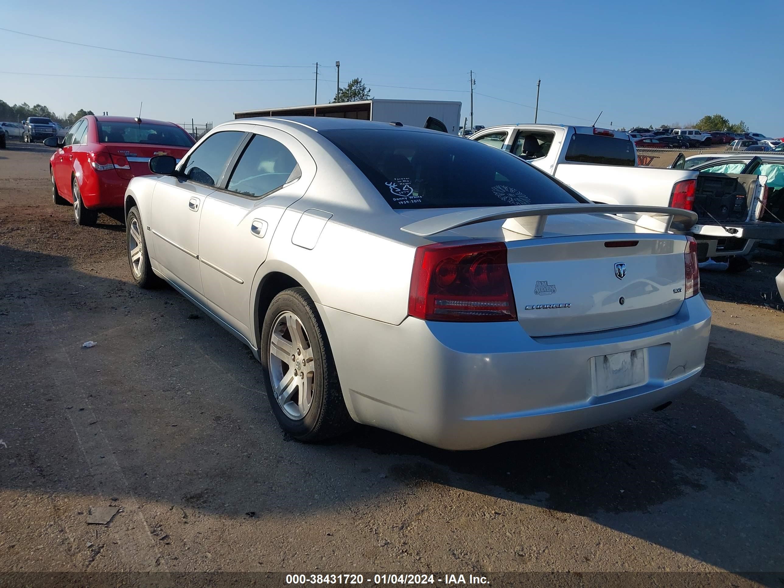 Photo 2 VIN: 2B3KA43GX6H532769 - DODGE CHARGER 