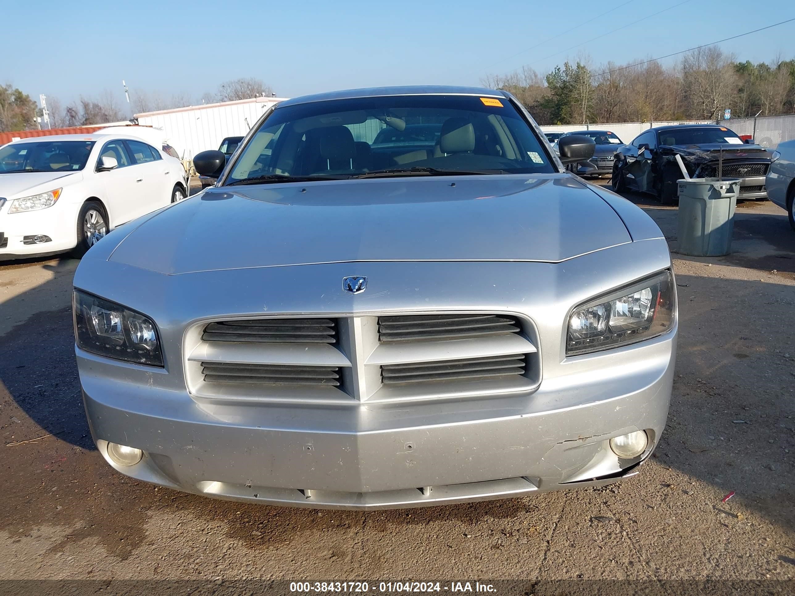 Photo 5 VIN: 2B3KA43GX6H532769 - DODGE CHARGER 