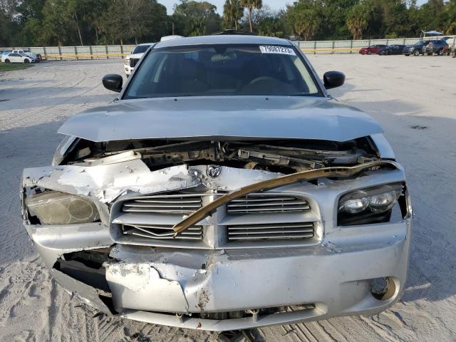 Photo 4 VIN: 2B3KA43R28H313339 - DODGE CHARGER 