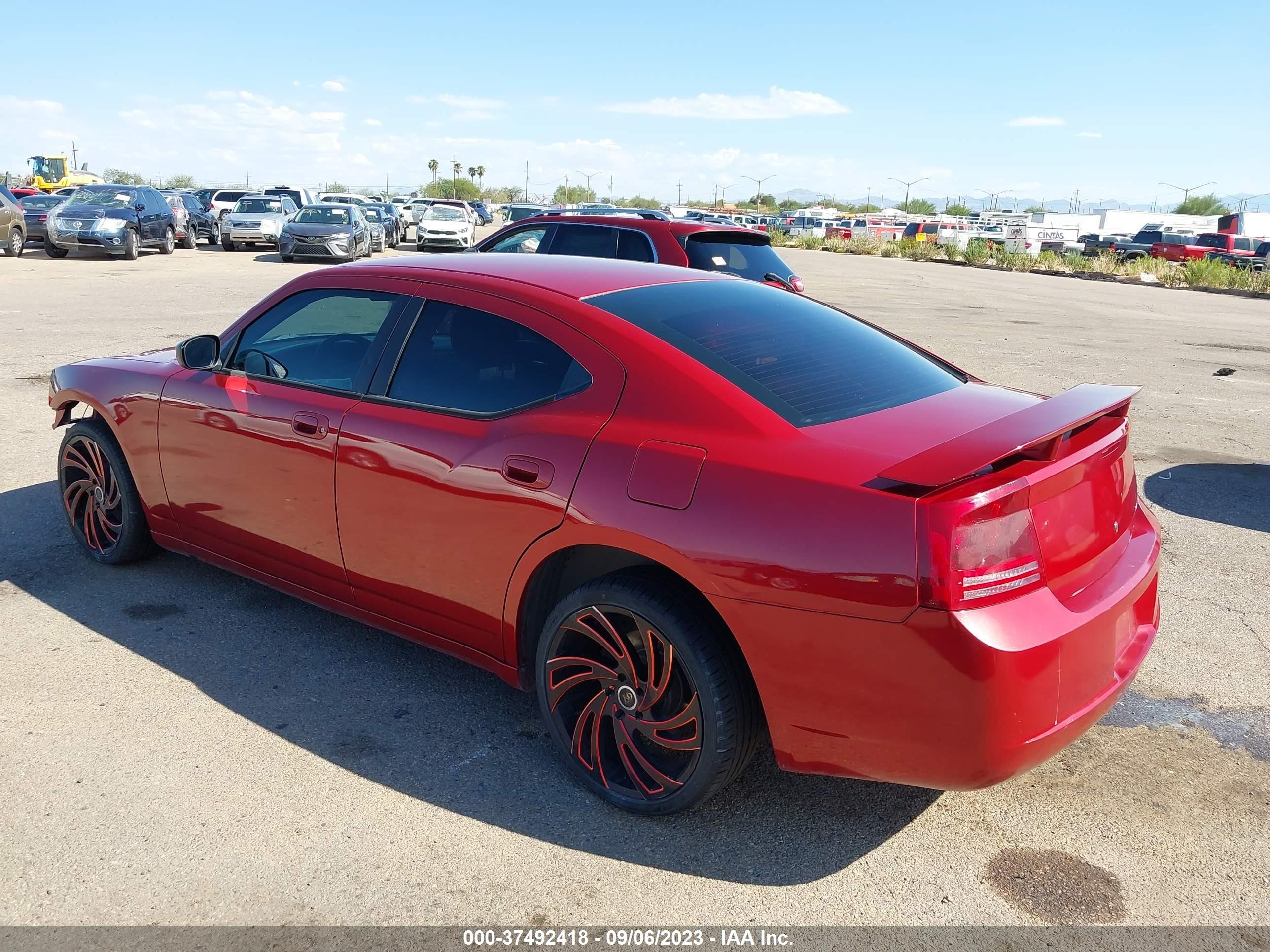 Photo 2 VIN: 2B3KA43R47H723851 - DODGE CHARGER 