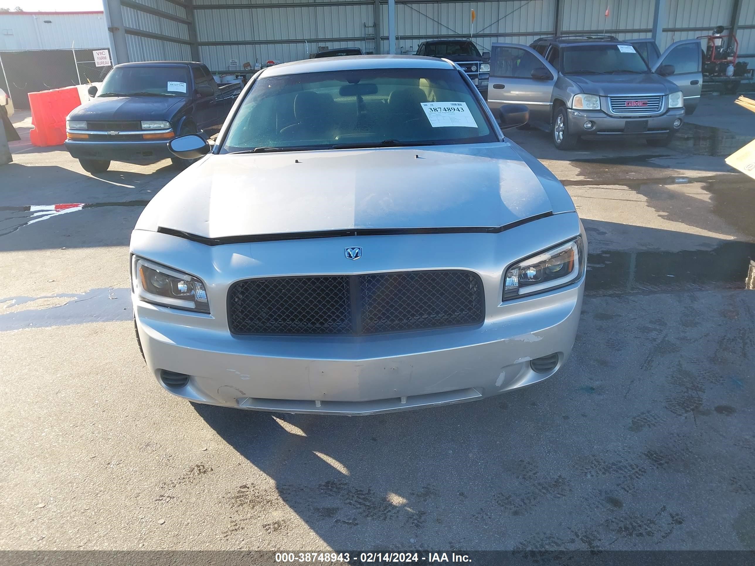 Photo 5 VIN: 2B3KA43R68H264615 - DODGE CHARGER 