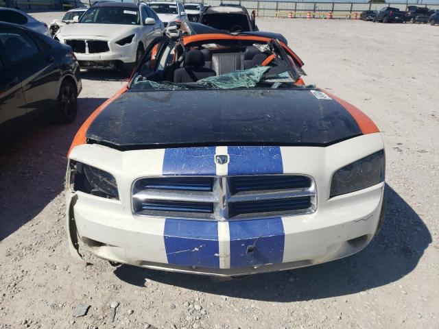 Photo 4 VIN: 2B3KA43T79H639702 - DODGE CHARGER 