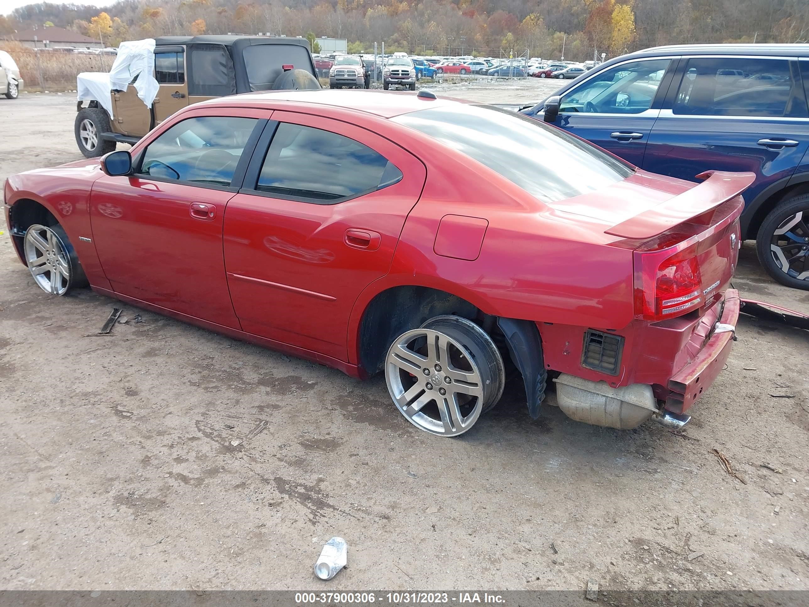 Photo 2 VIN: 2B3KA53H96H134547 - DODGE CHARGER 