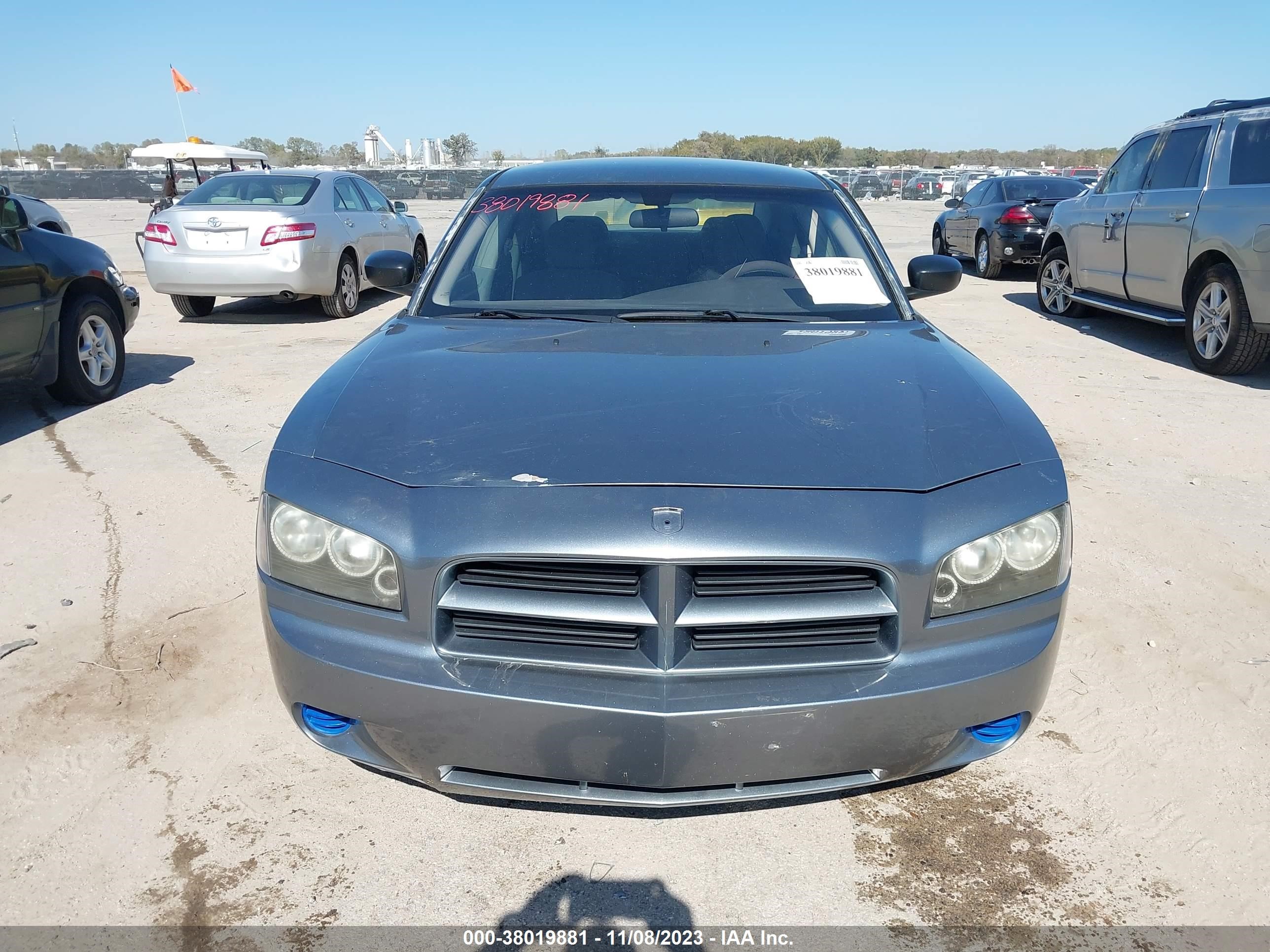 Photo 11 VIN: 2B3LA43R07H628272 - DODGE CHARGER 