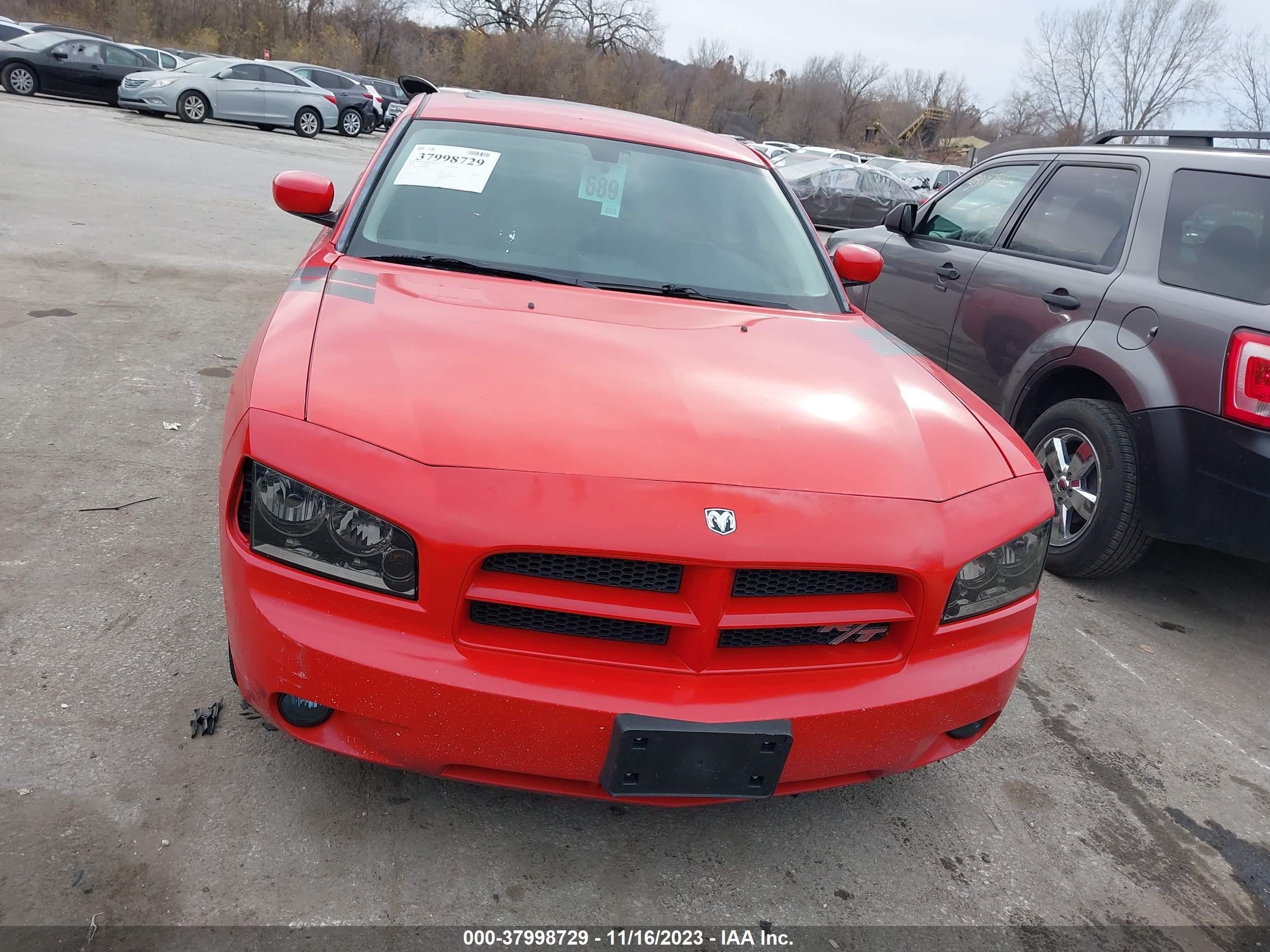 Photo 11 VIN: 2B3LA53H08H308867 - DODGE CHARGER 