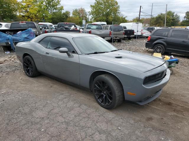 Photo 3 VIN: 2B3LJ44V49H542302 - DODGE CHALLENGER 