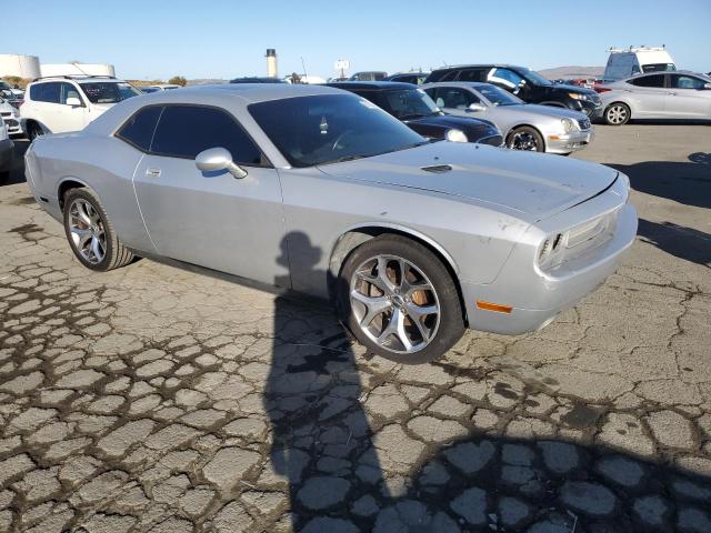 Photo 3 VIN: 2B3LJ44VX9H522894 - DODGE CHALLENGER 