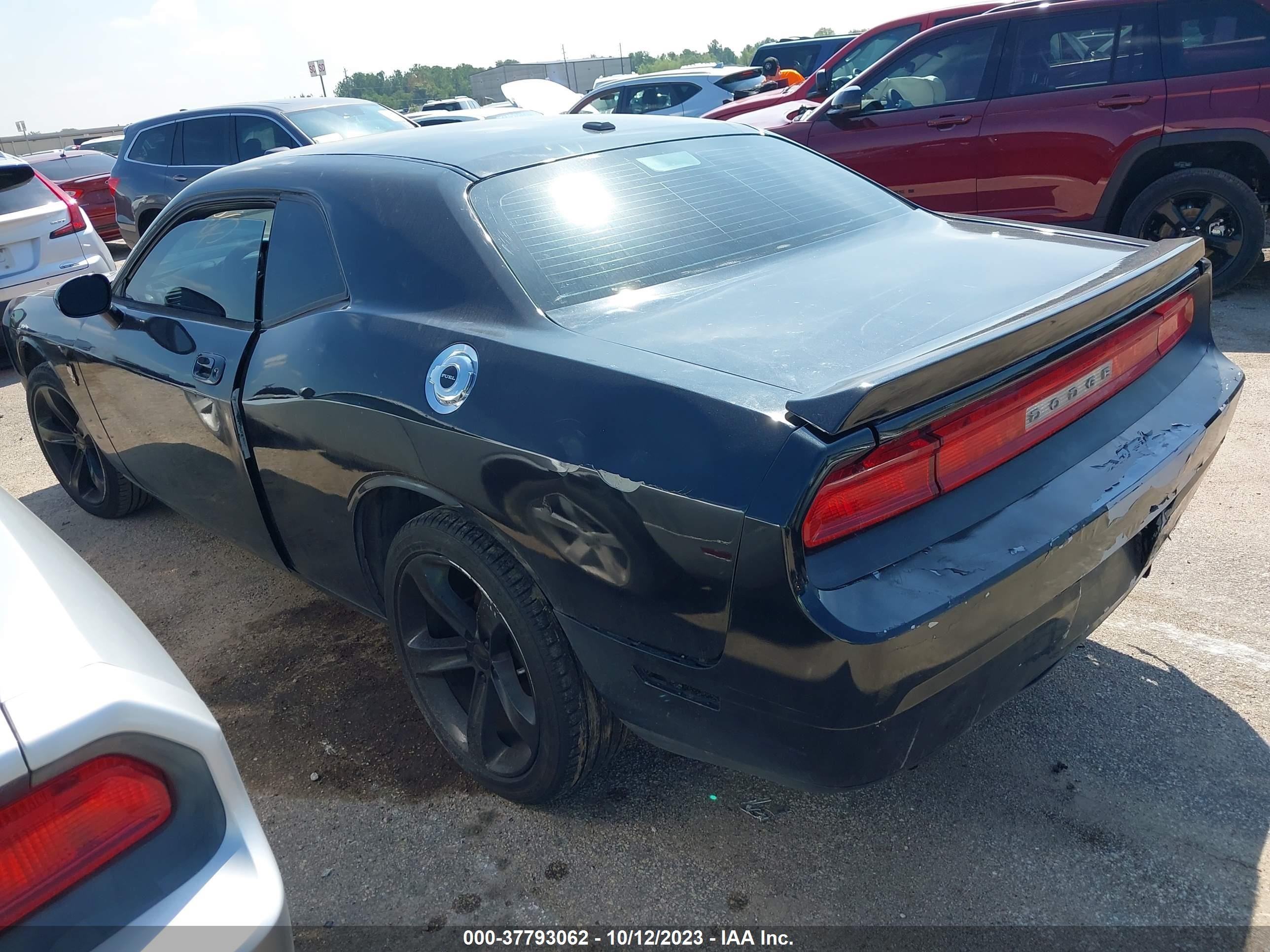 Photo 2 VIN: 2B3LJ44VX9H535533 - DODGE CHALLENGER 