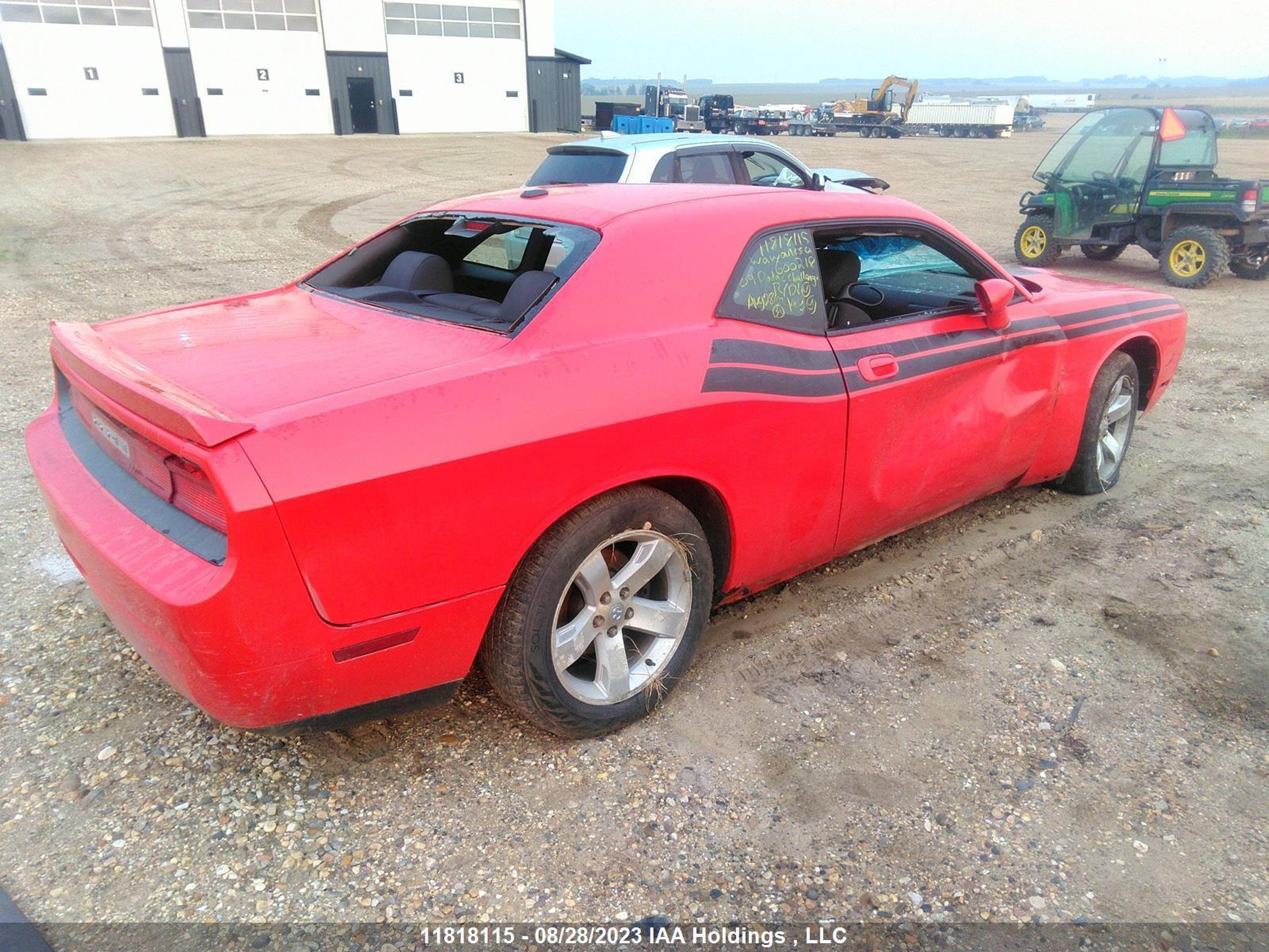 Photo 3 VIN: 2B3LJ44VX9H600218 - DODGE CHALLENGER 