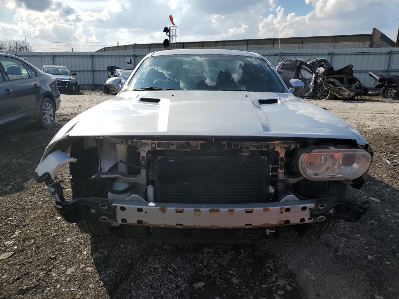 Photo 4 VIN: 2B3LJ54T09H511083 - DODGE CHALLENGER 