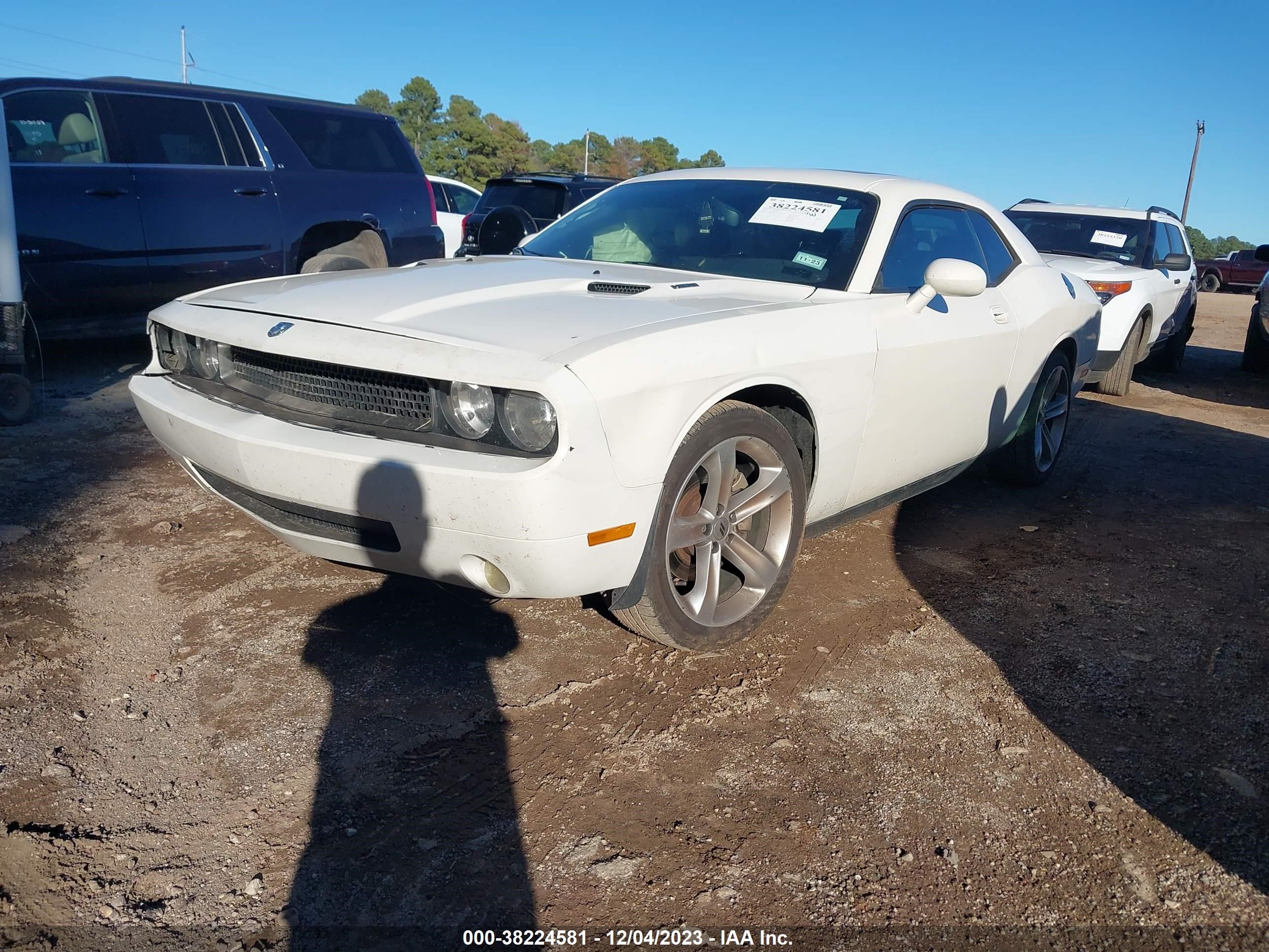 Photo 1 VIN: 2B3LJ54T59H511435 - DODGE CHALLENGER 