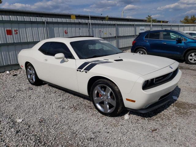 Photo 3 VIN: 2B3LJ54T99H577342 - DODGE CHALLENGER 