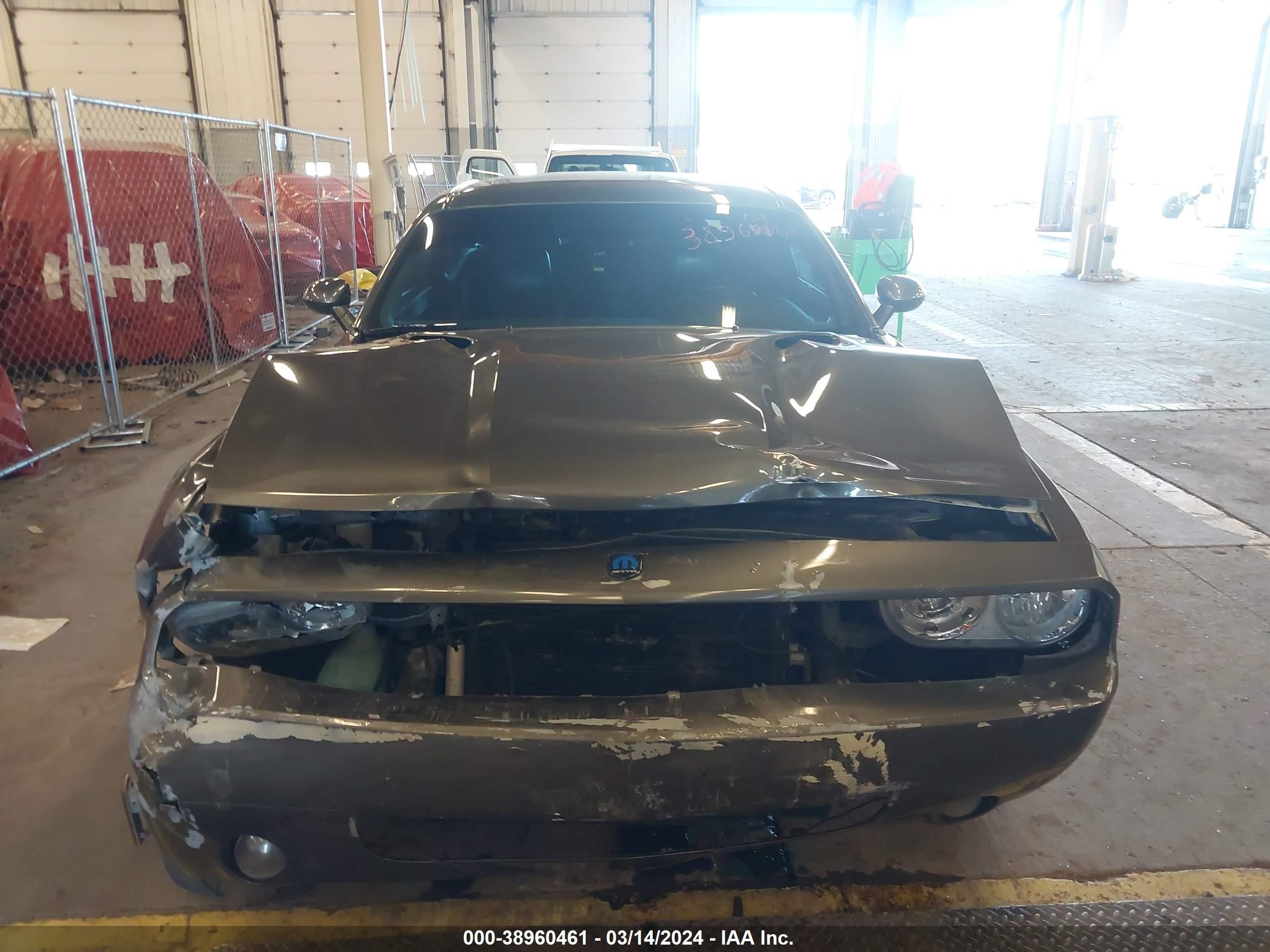 Photo 11 VIN: 2B3LJ54TX9H538680 - DODGE CHALLENGER 