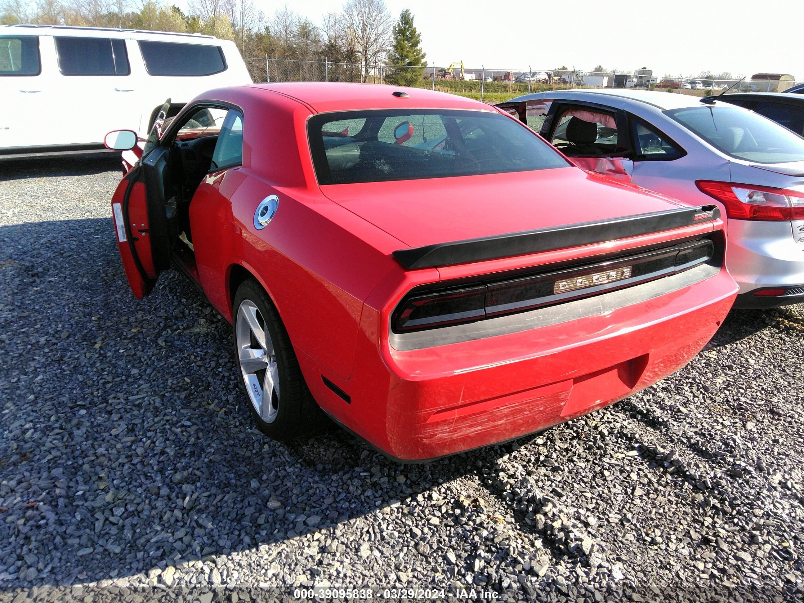 Photo 2 VIN: 2B3LJ74W09H590972 - DODGE CHALLENGER 