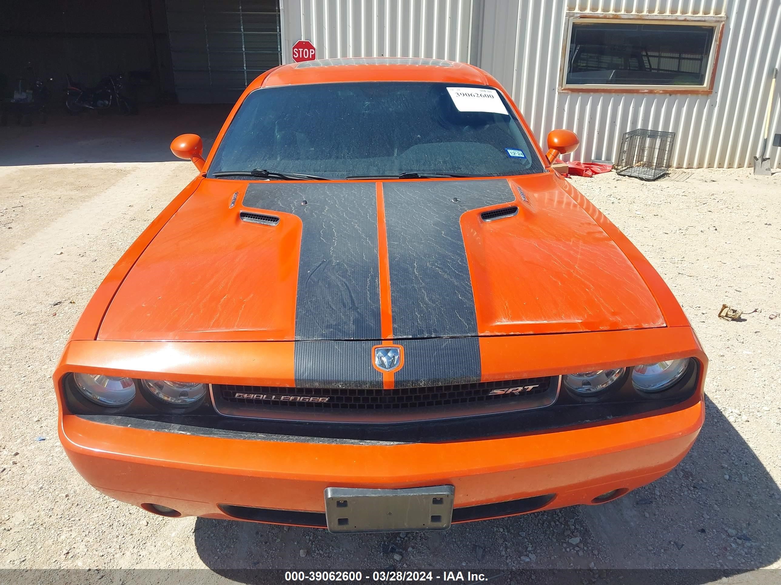 Photo 11 VIN: 2B3LJ74W78H289128 - DODGE CHALLENGER 