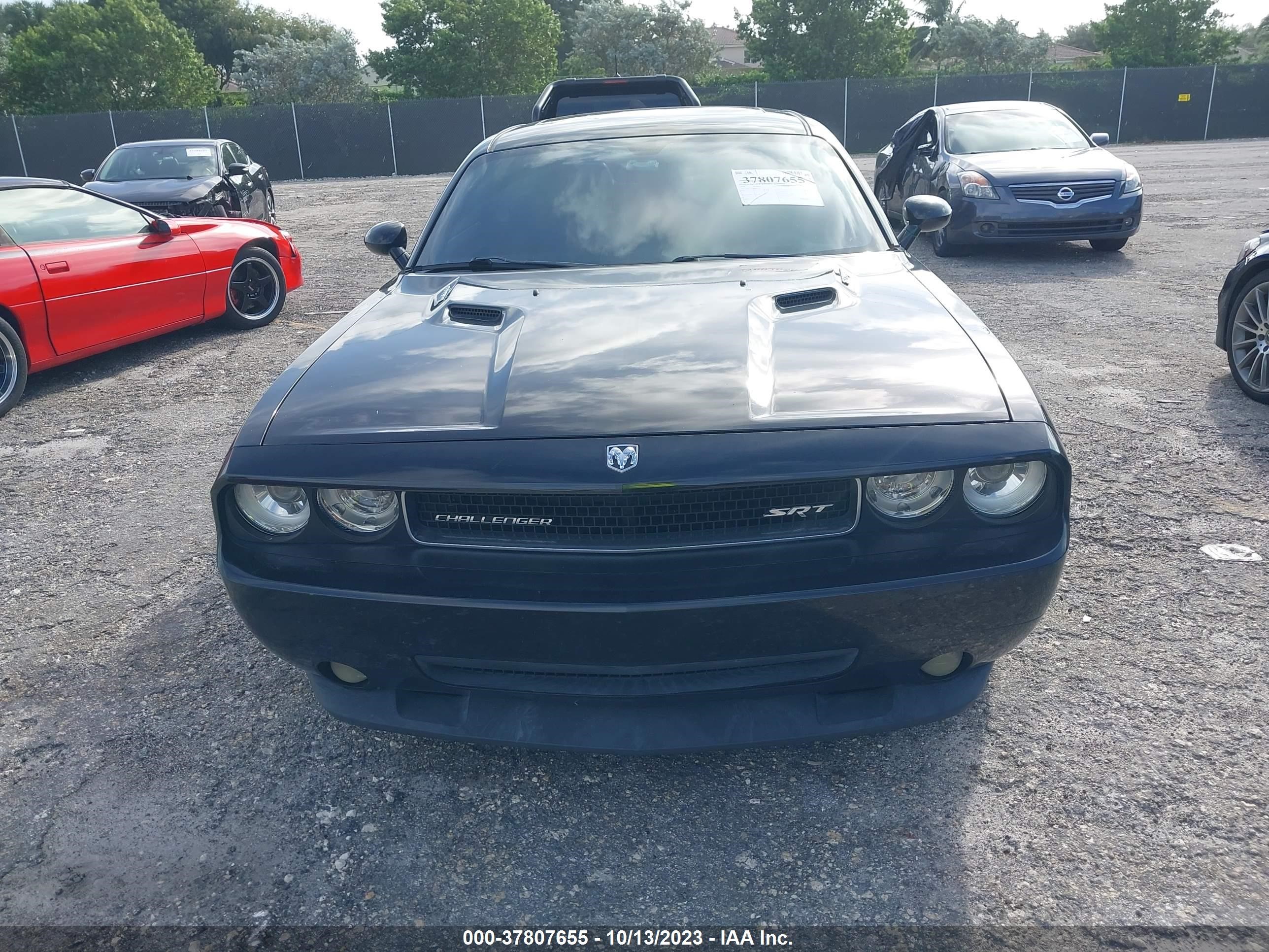 Photo 11 VIN: 2B3LJ74W88H311315 - DODGE CHALLENGER 