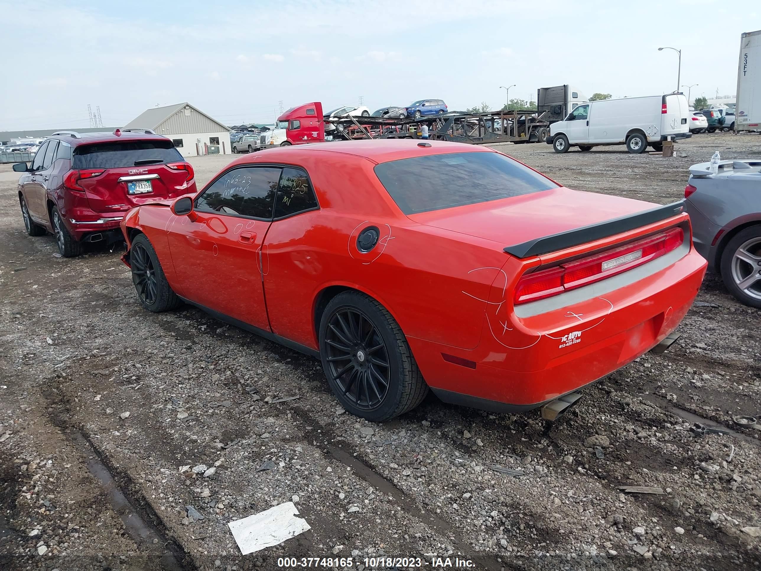 Photo 2 VIN: 2B3LJ74W99H580456 - DODGE CHALLENGER 