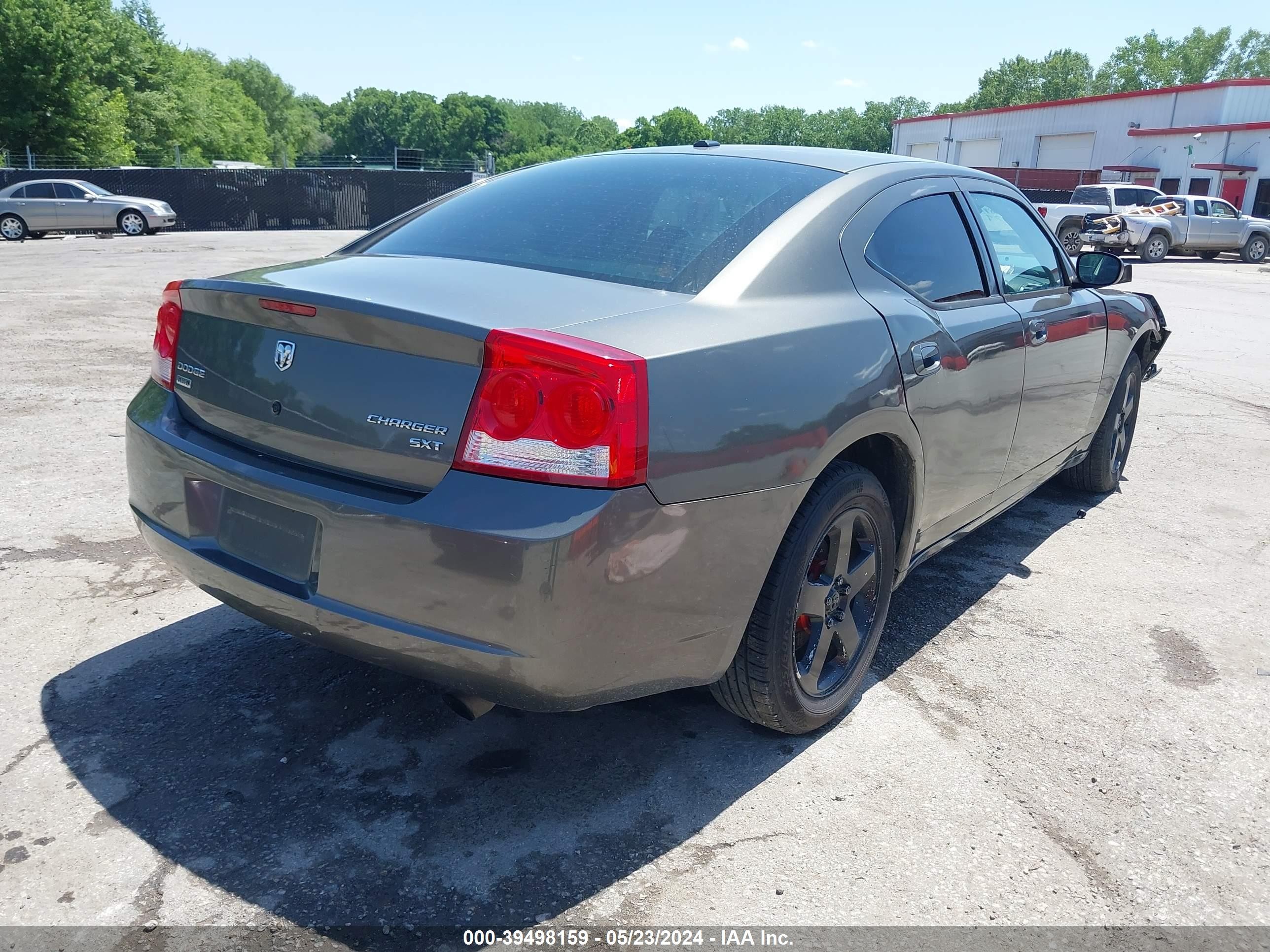 Photo 3 VIN: 2B3LK33V29H636879 - DODGE CHARGER 