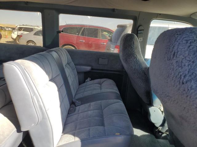 Photo 10 VIN: 2B4FK4132JR701728 - DODGE CARAVAN SE 