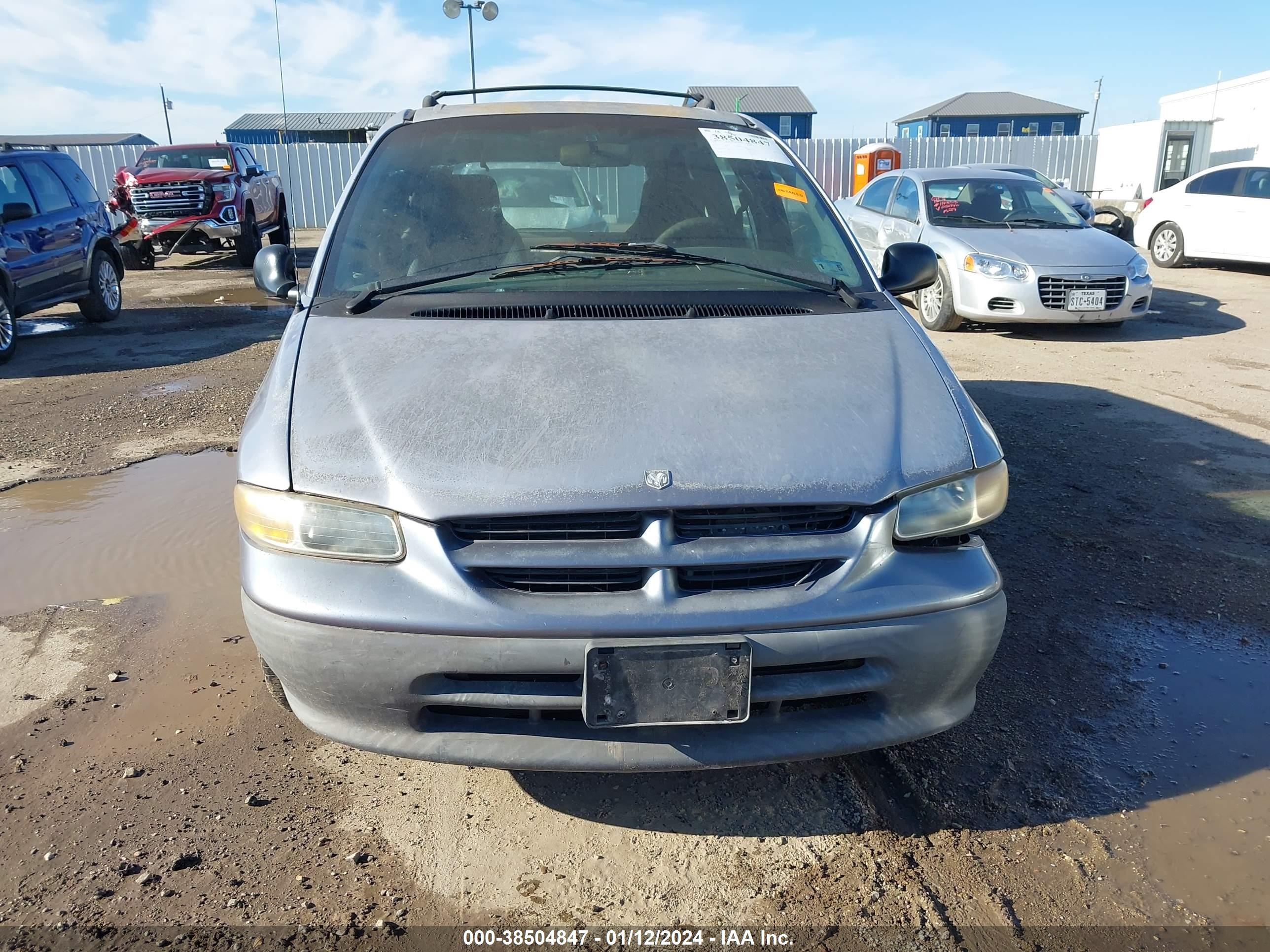 Photo 4 VIN: 2B4FP2530WR802774 - DODGE CARAVAN 