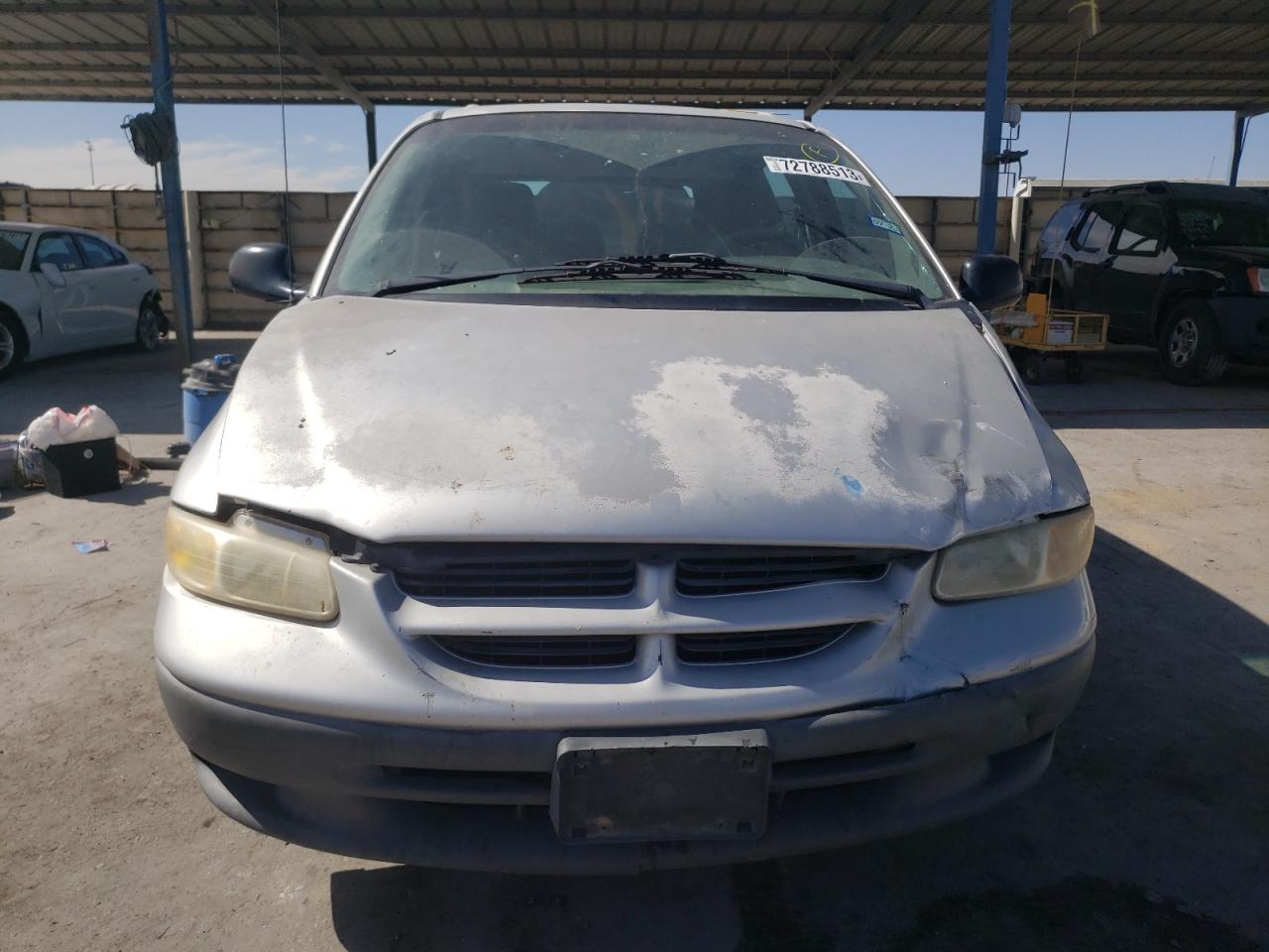 Photo 4 VIN: 2B4FP25B5YR839605 - DODGE CARAVAN 