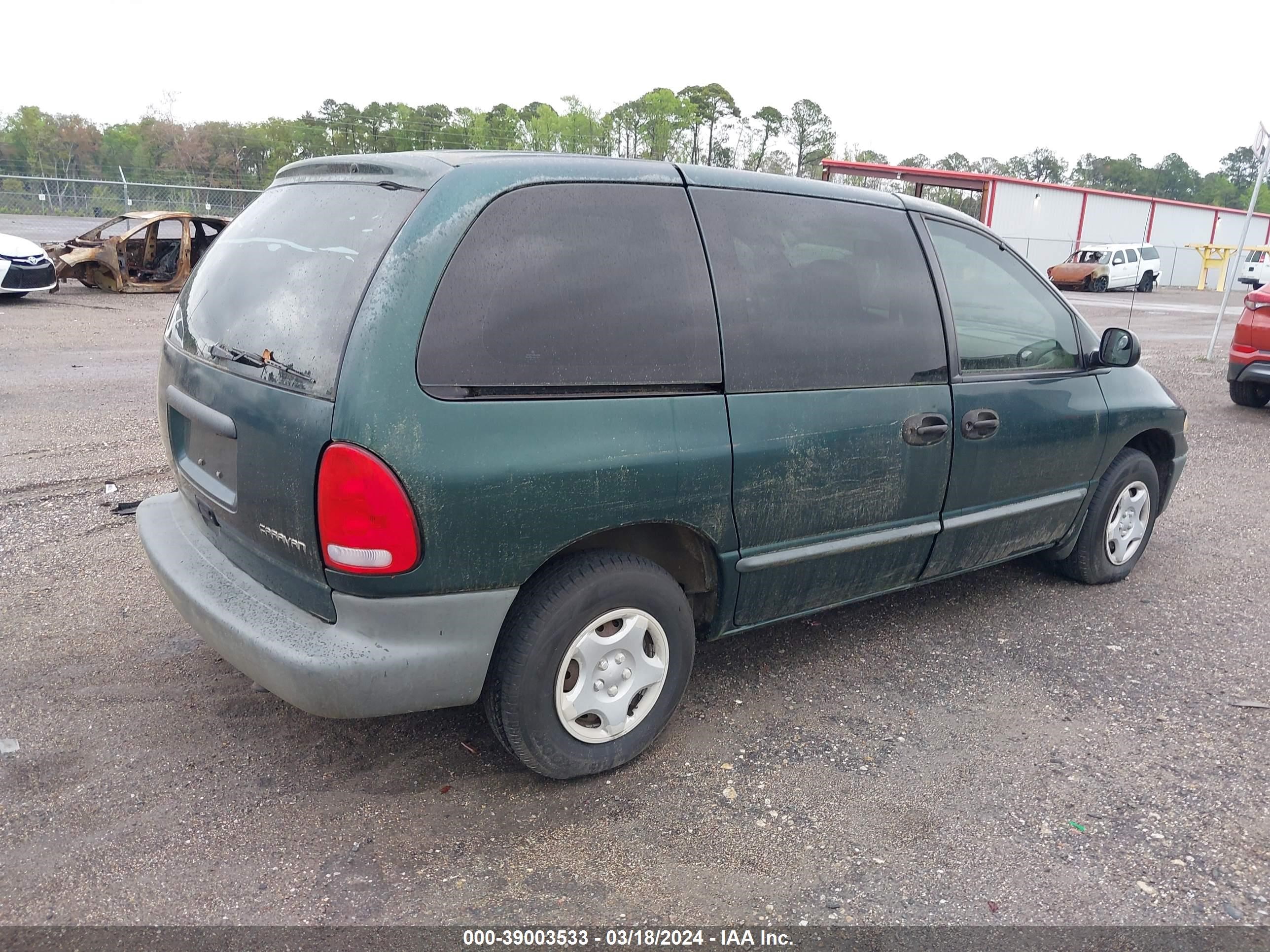 Photo 3 VIN: 2B4FP25B9XR184945 - DODGE CARAVAN 