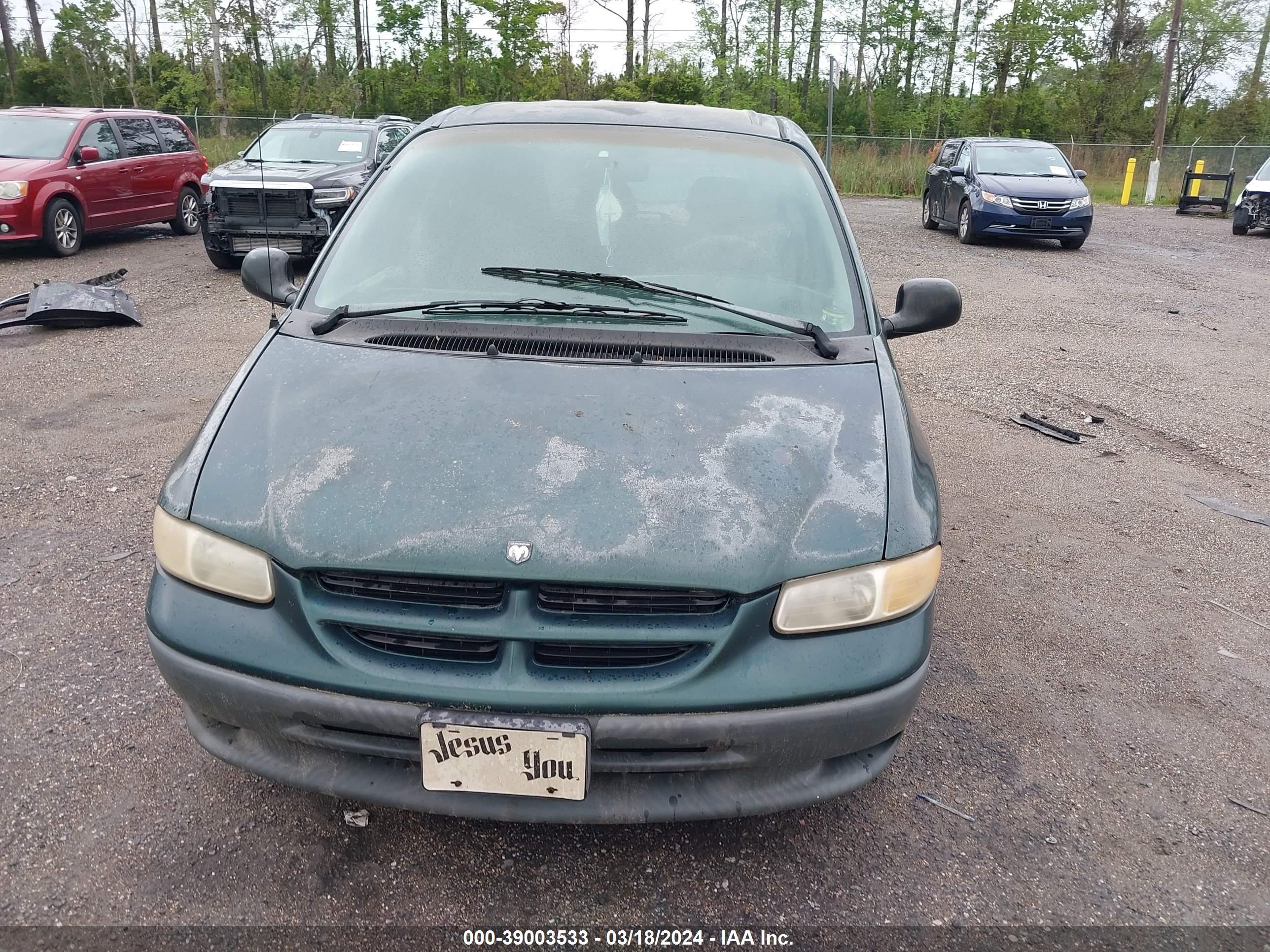 Photo 5 VIN: 2B4FP25B9XR184945 - DODGE CARAVAN 