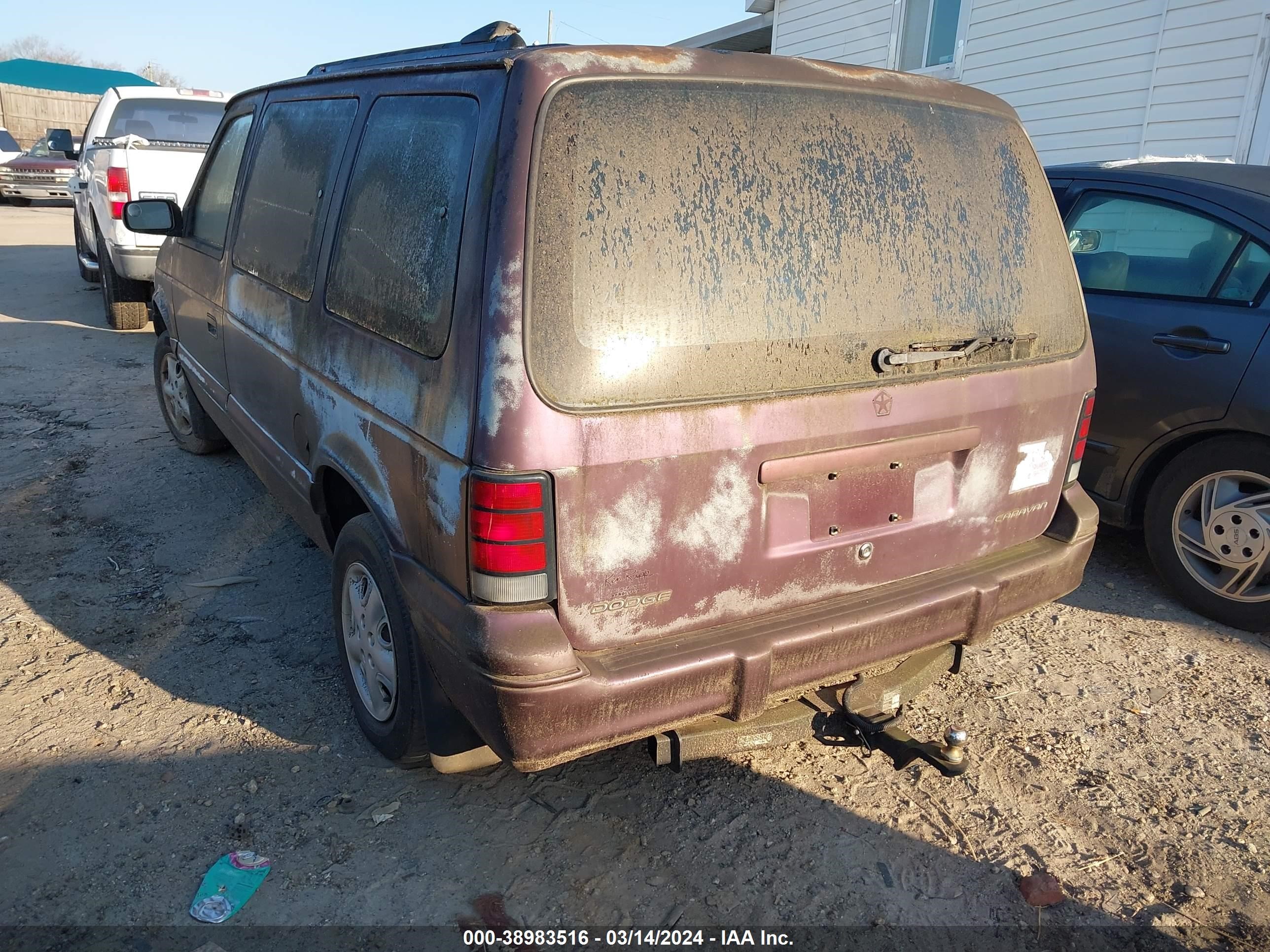 Photo 2 VIN: 2B4GH2530SR126984 - DODGE CARAVAN 