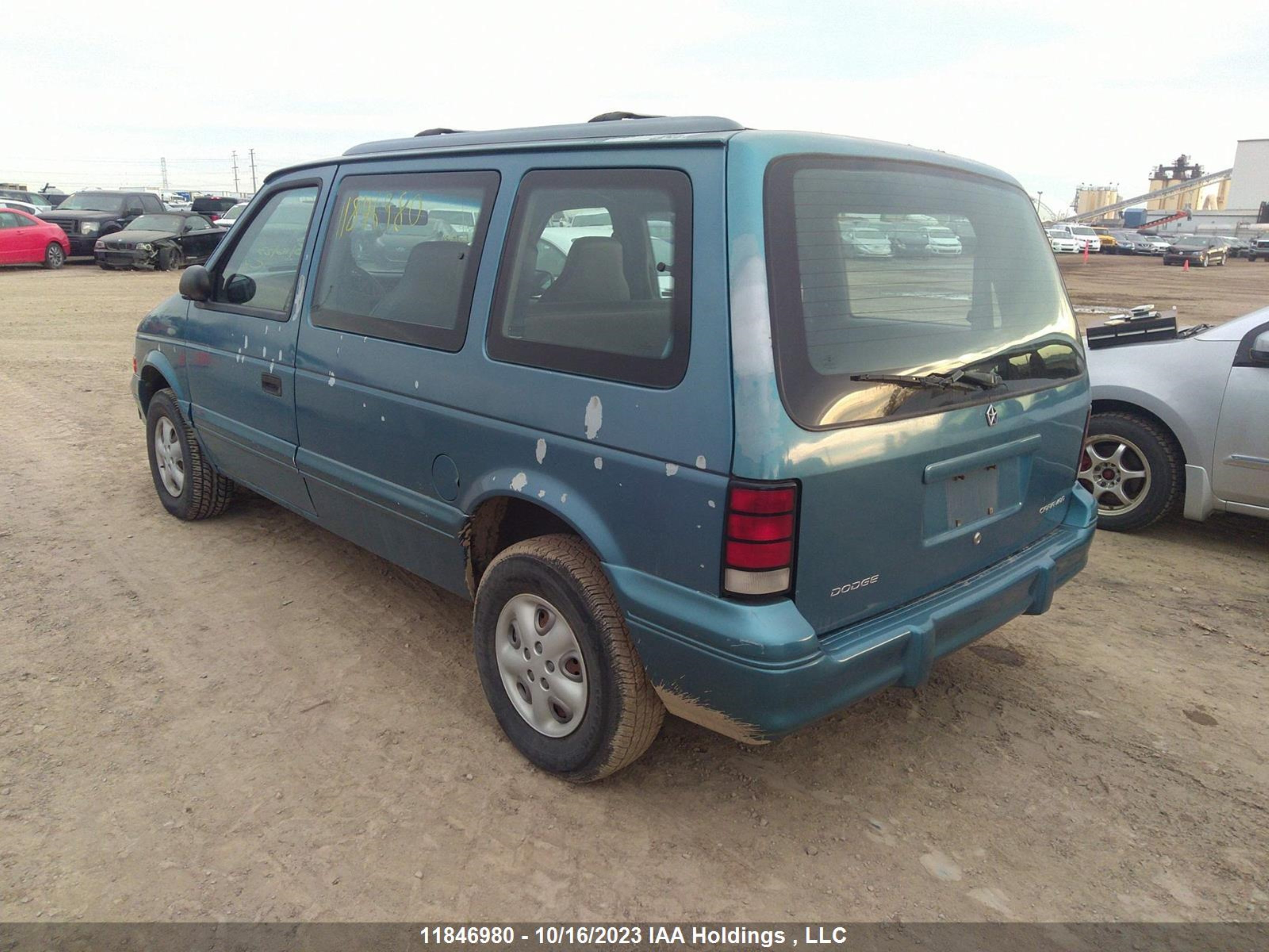 Photo 2 VIN: 2B4GH2533SR385727 - DODGE CARAVAN 