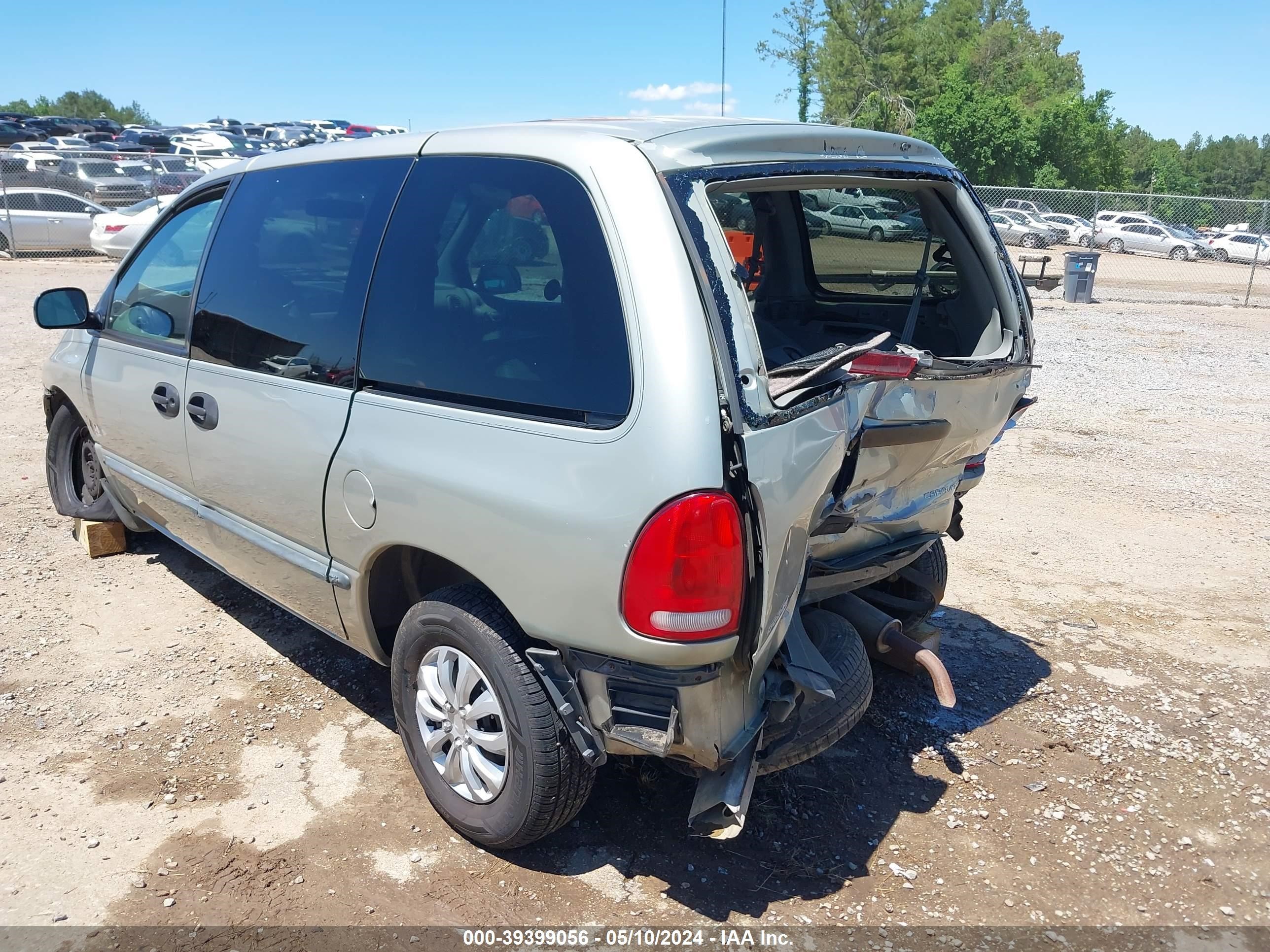 Photo 18 VIN: 2B4GP2535YR663930 - DODGE CARAVAN 