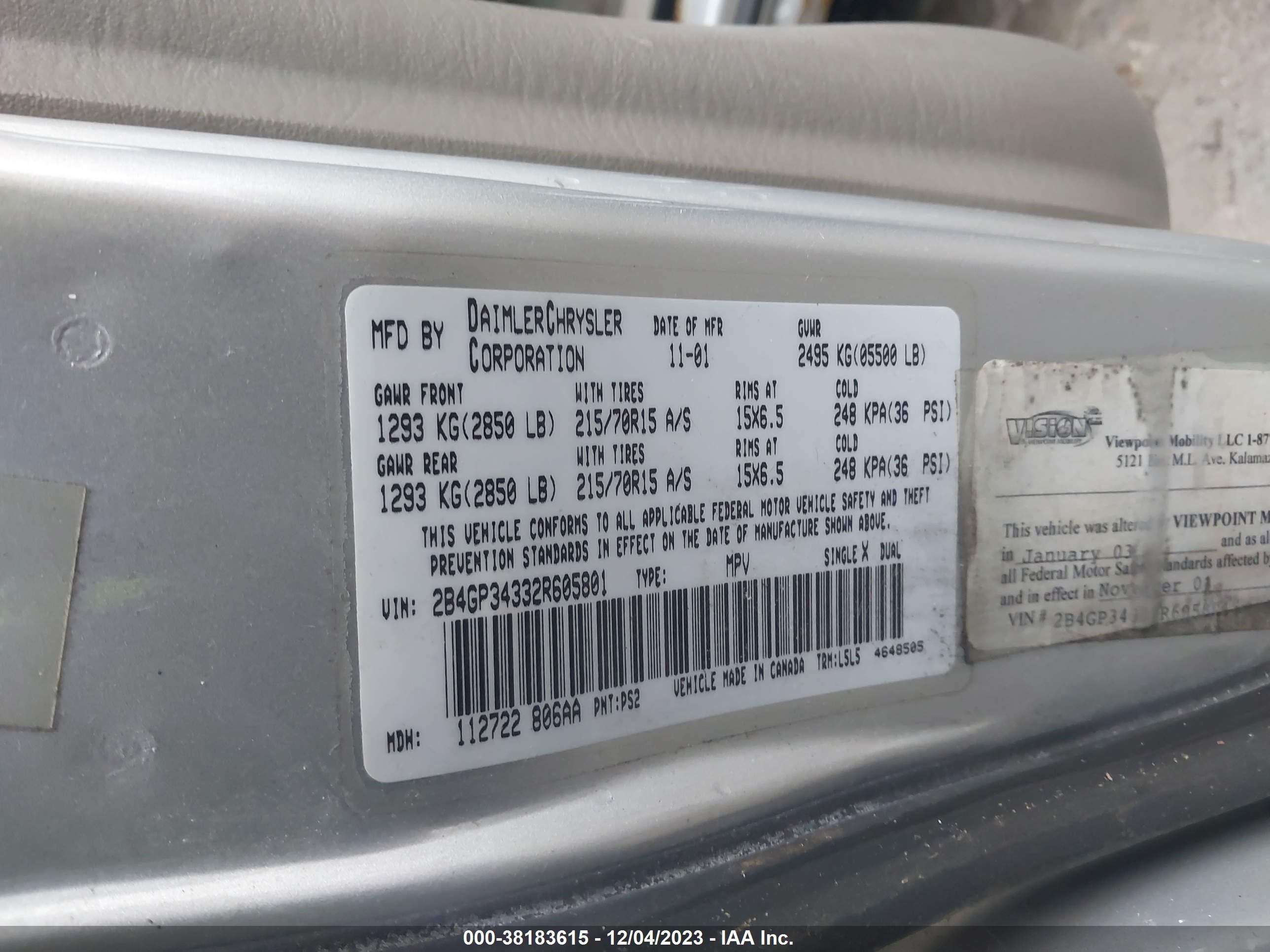 Photo 8 VIN: 2B4GP34332R605801 - DODGE CARAVAN 