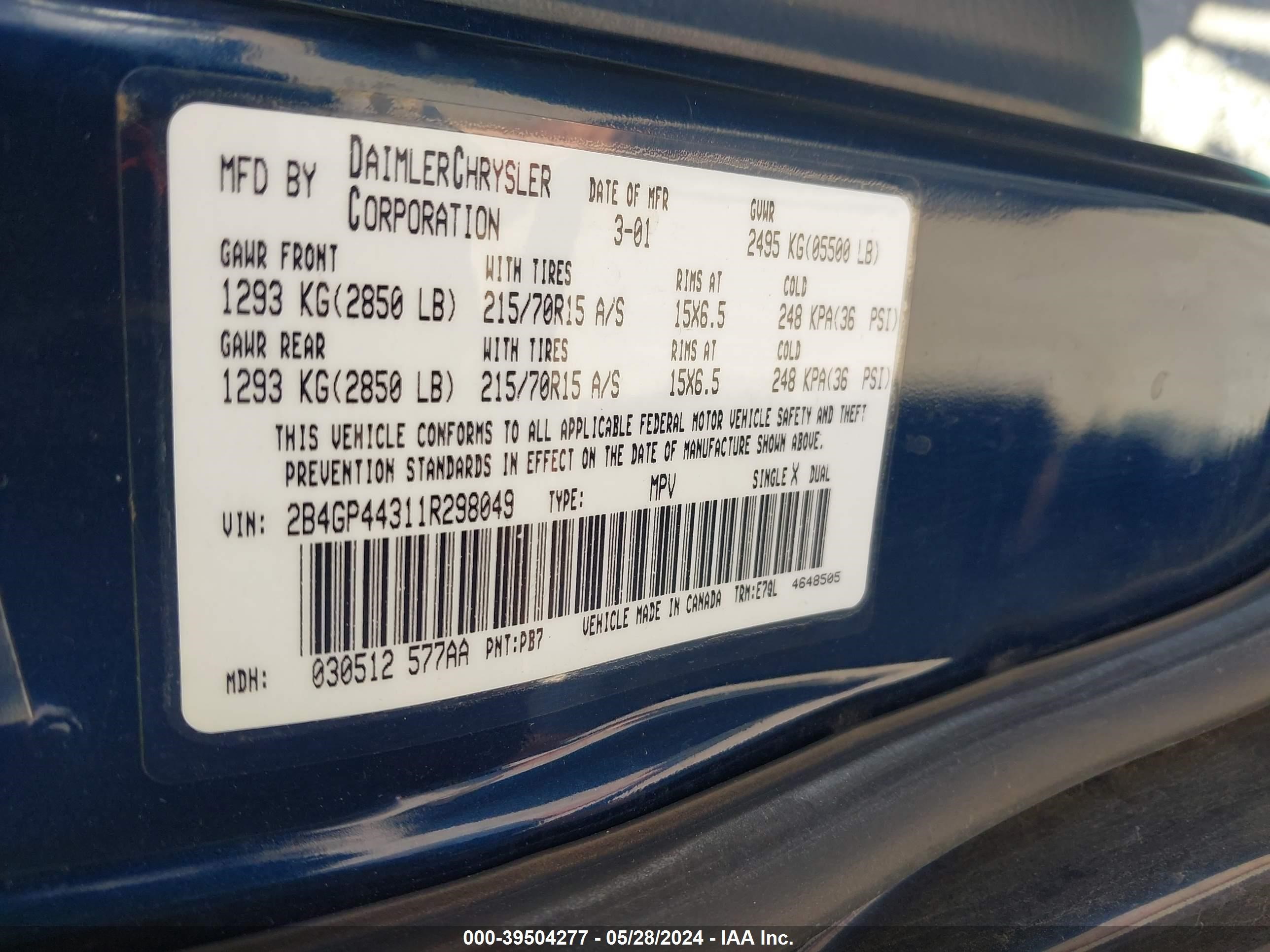 Photo 8 VIN: 2B4GP44311R298049 - DODGE CARAVAN 