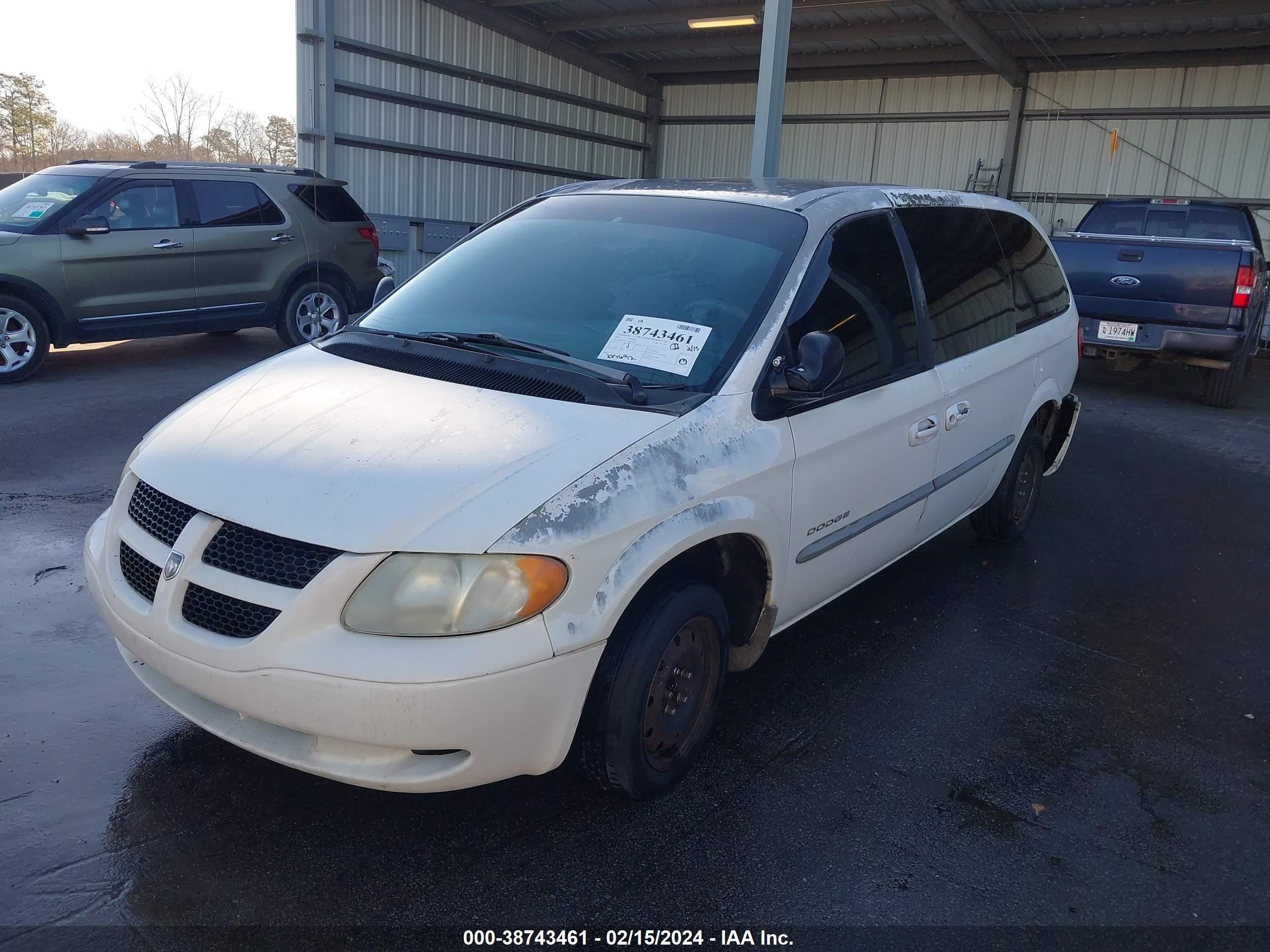 Photo 1 VIN: 2B4GP44351R209812 - DODGE CARAVAN 