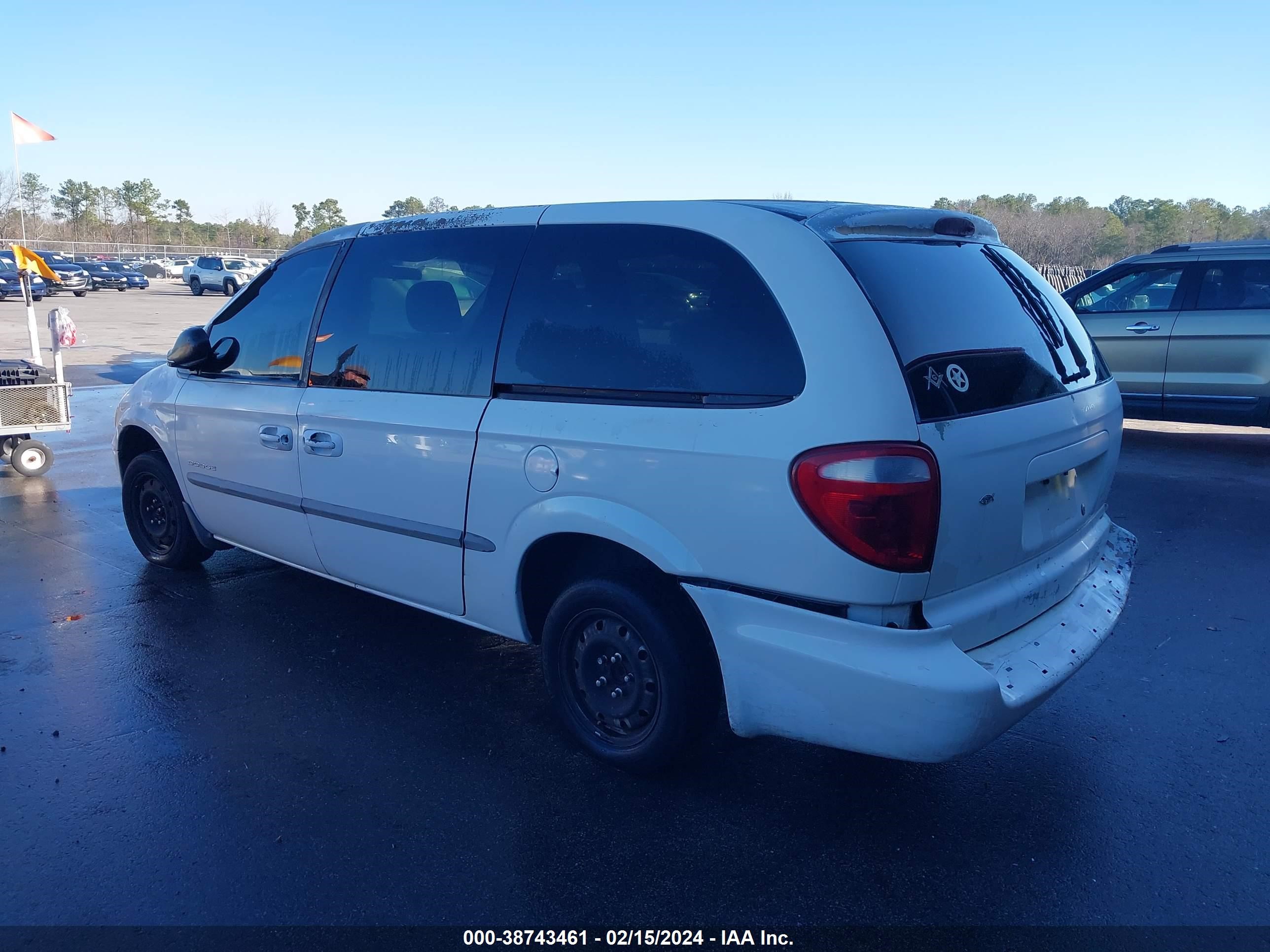 Photo 2 VIN: 2B4GP44351R209812 - DODGE CARAVAN 