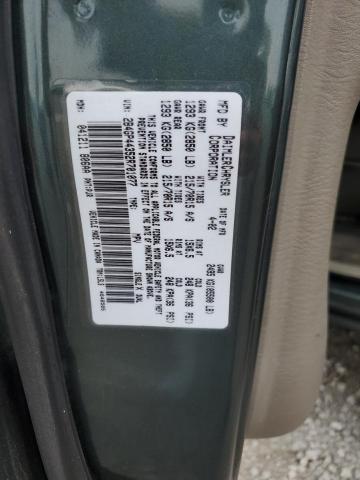 Photo 12 VIN: 2B4GP44352R701077 - DODGE CARAVAN 