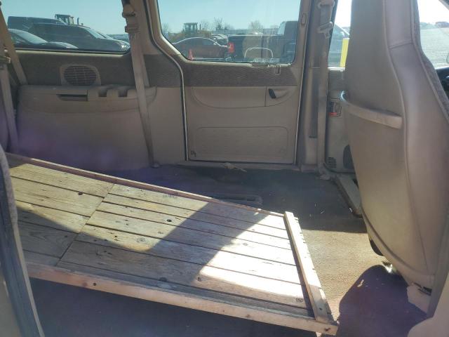 Photo 9 VIN: 2B4GP4435YR723122 - DODGE CARAVAN 