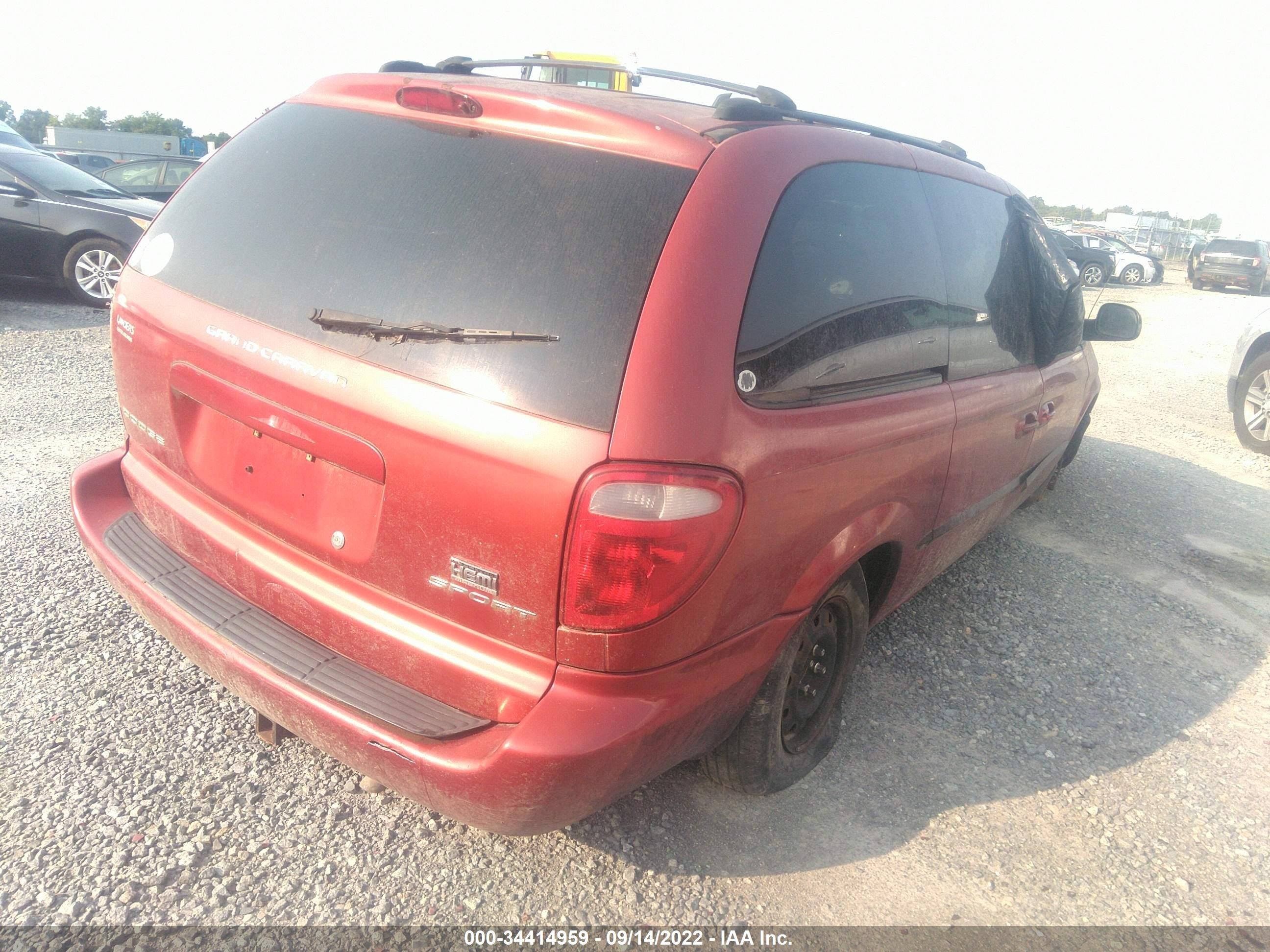 Photo 3 VIN: 2B4GP44382R544676 - DODGE CARAVAN 