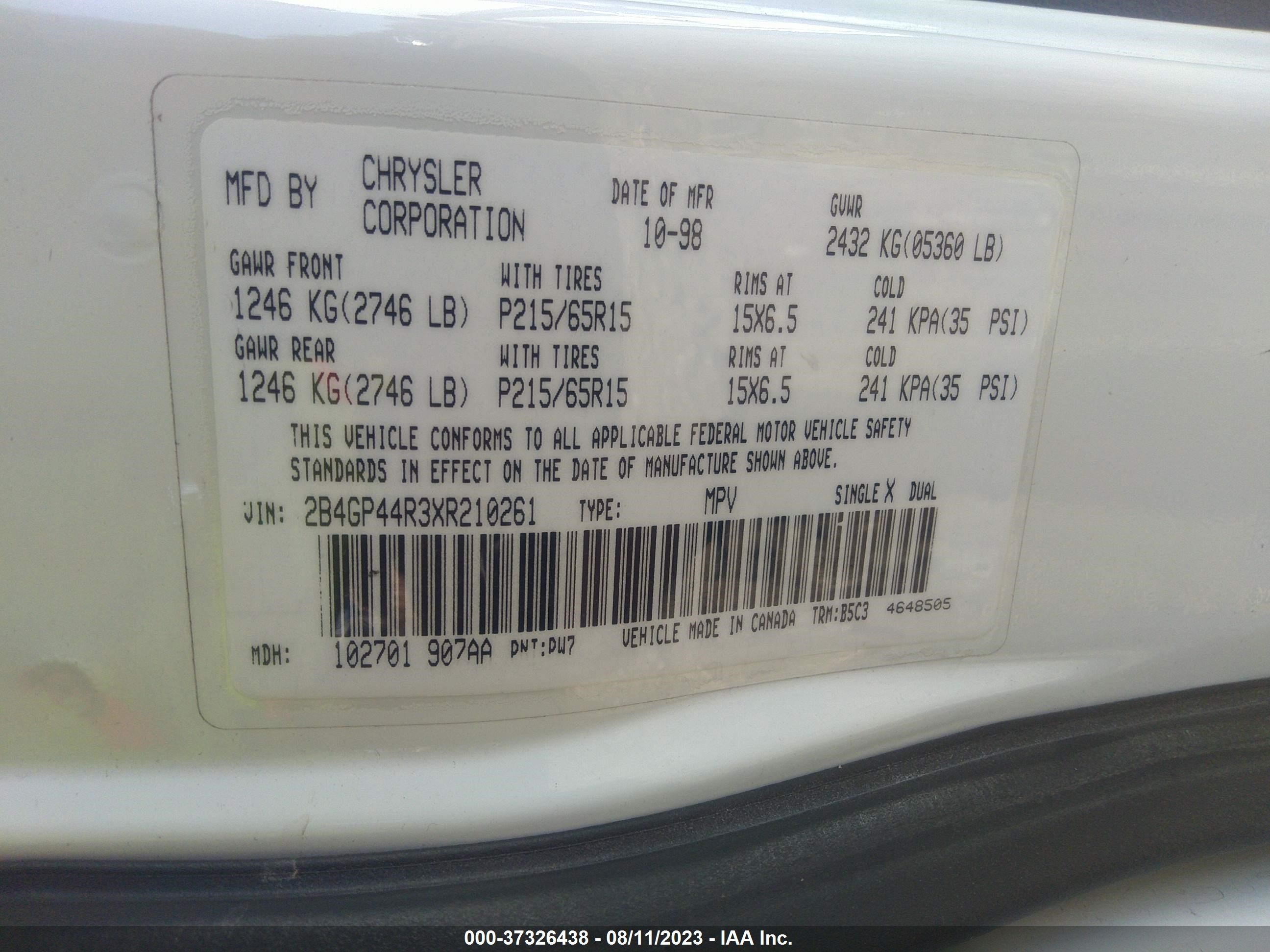 Photo 8 VIN: 2B4GP44R3XR210261 - DODGE CARAVAN 