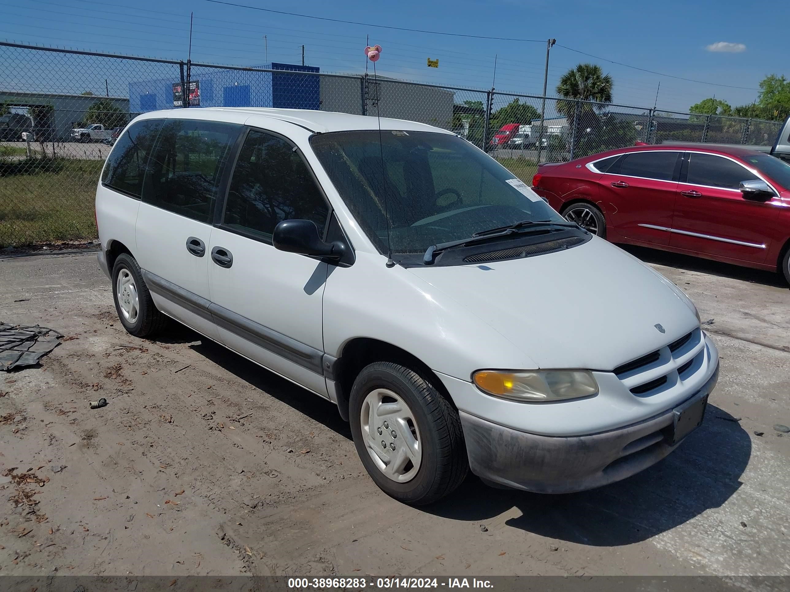 Photo 0 VIN: 2B4GP4530WR776614 - DODGE CARAVAN 