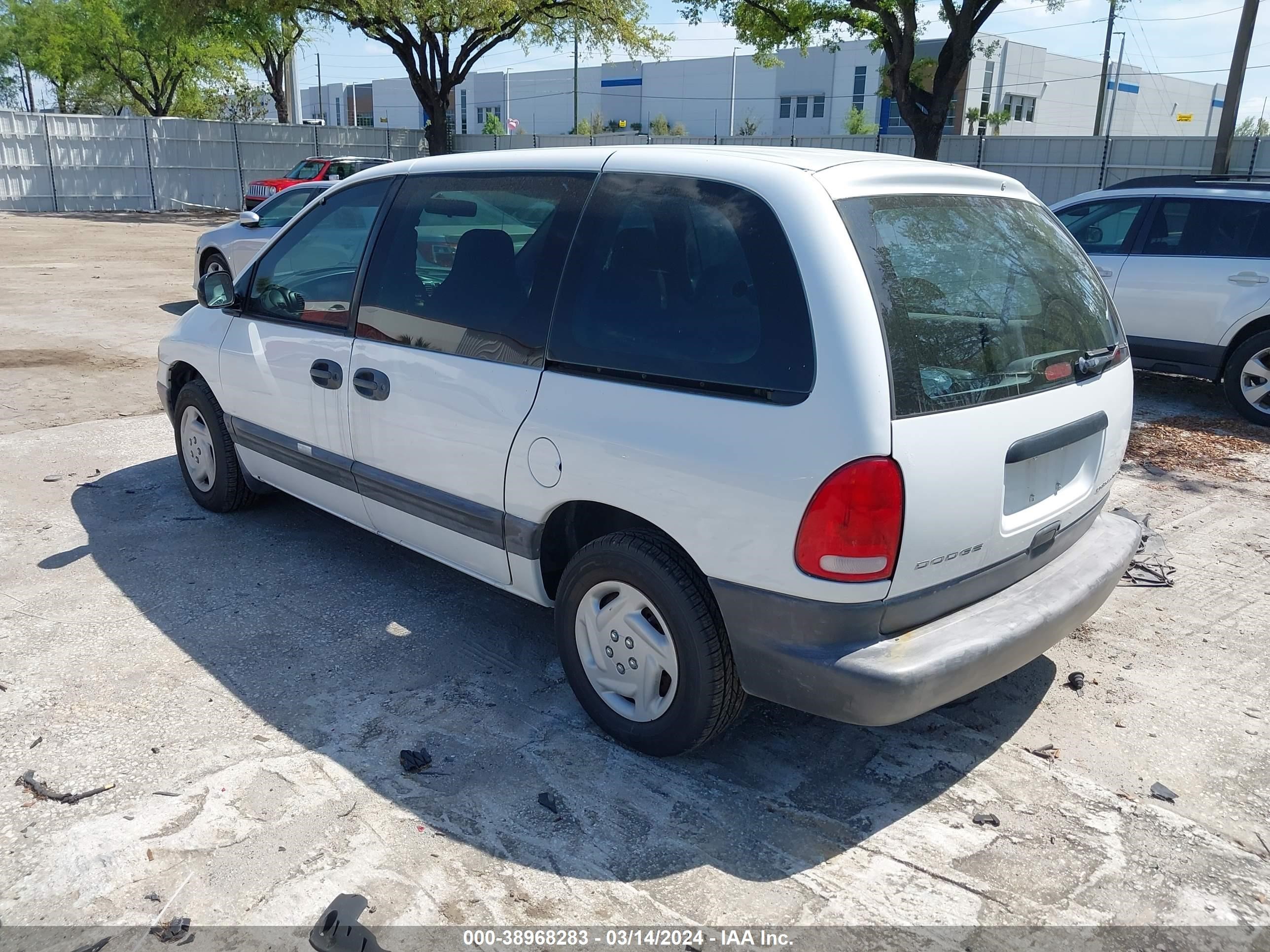 Photo 2 VIN: 2B4GP4530WR776614 - DODGE CARAVAN 