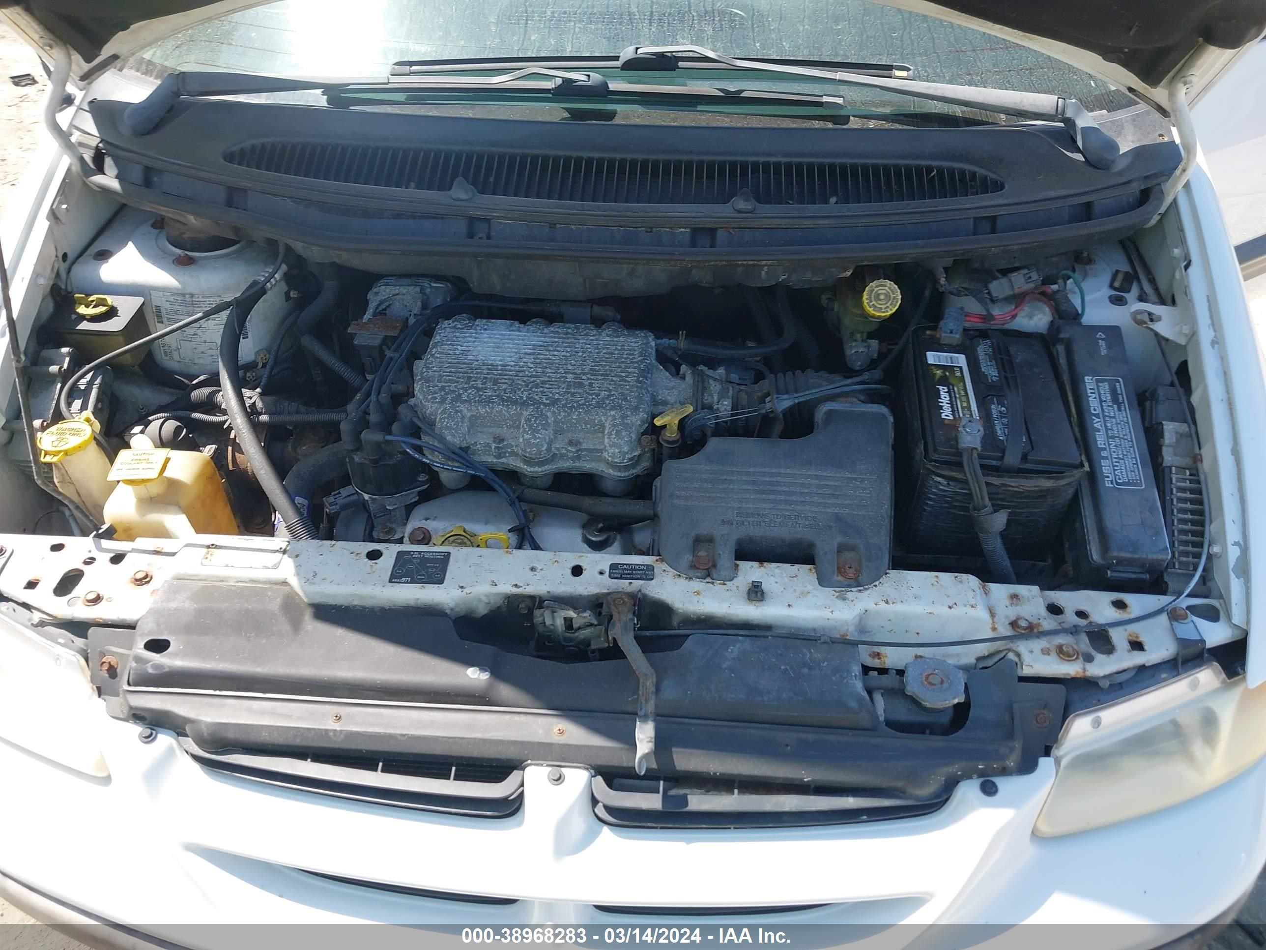 Photo 9 VIN: 2B4GP4530WR776614 - DODGE CARAVAN 