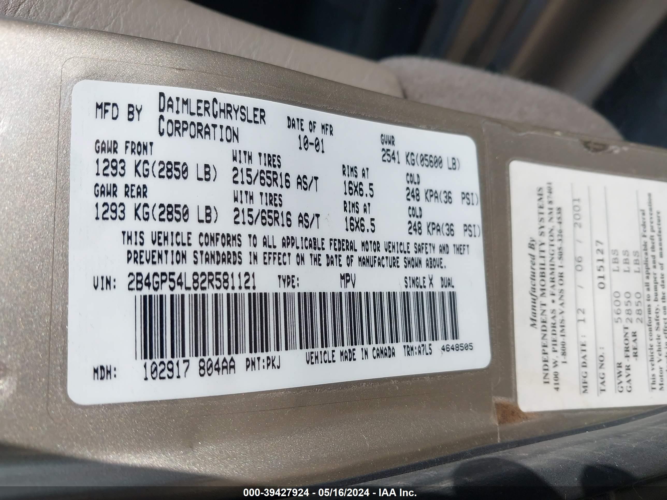 Photo 8 VIN: 2B4GP54L82R581121 - DODGE CARAVAN 