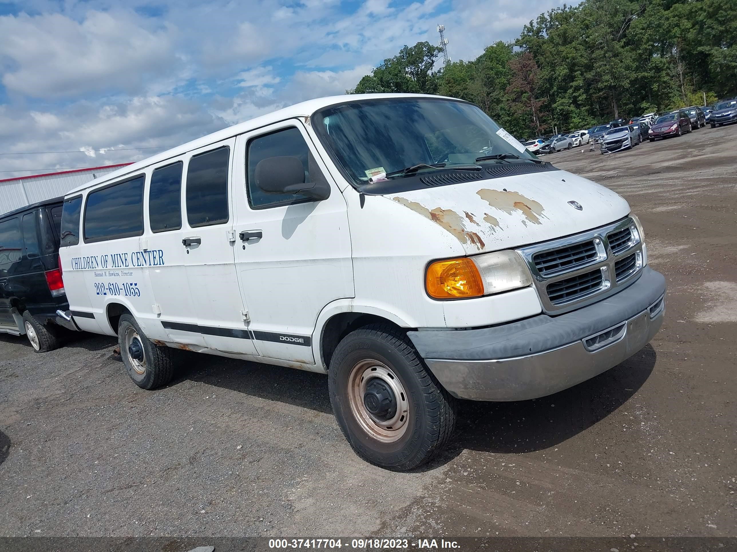 Photo 0 VIN: 2B5WB35Y6YK160858 - DODGE RAM VAN 