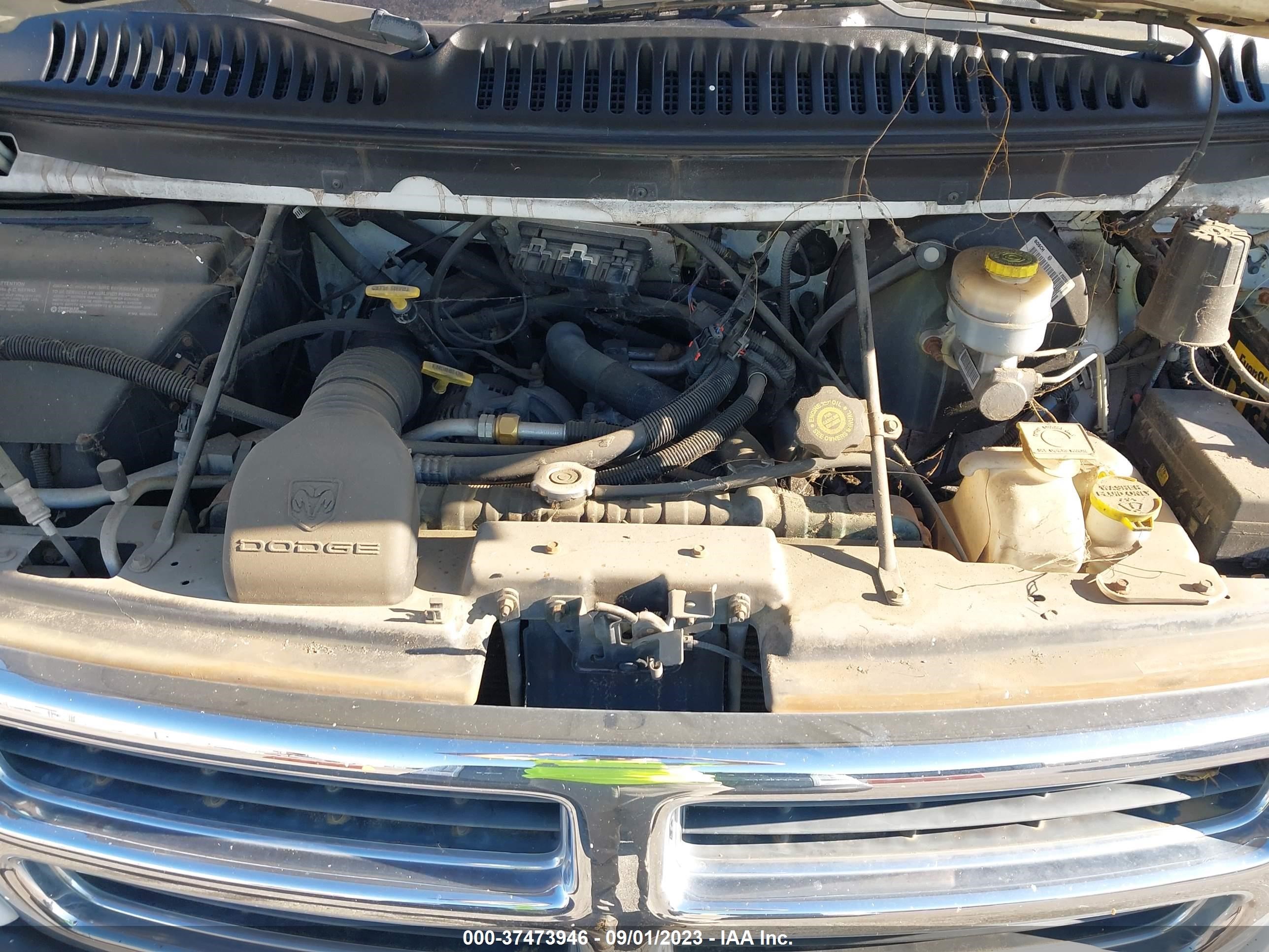 Photo 9 VIN: 2B5WB35Z31K504967 - DODGE RAM VAN 