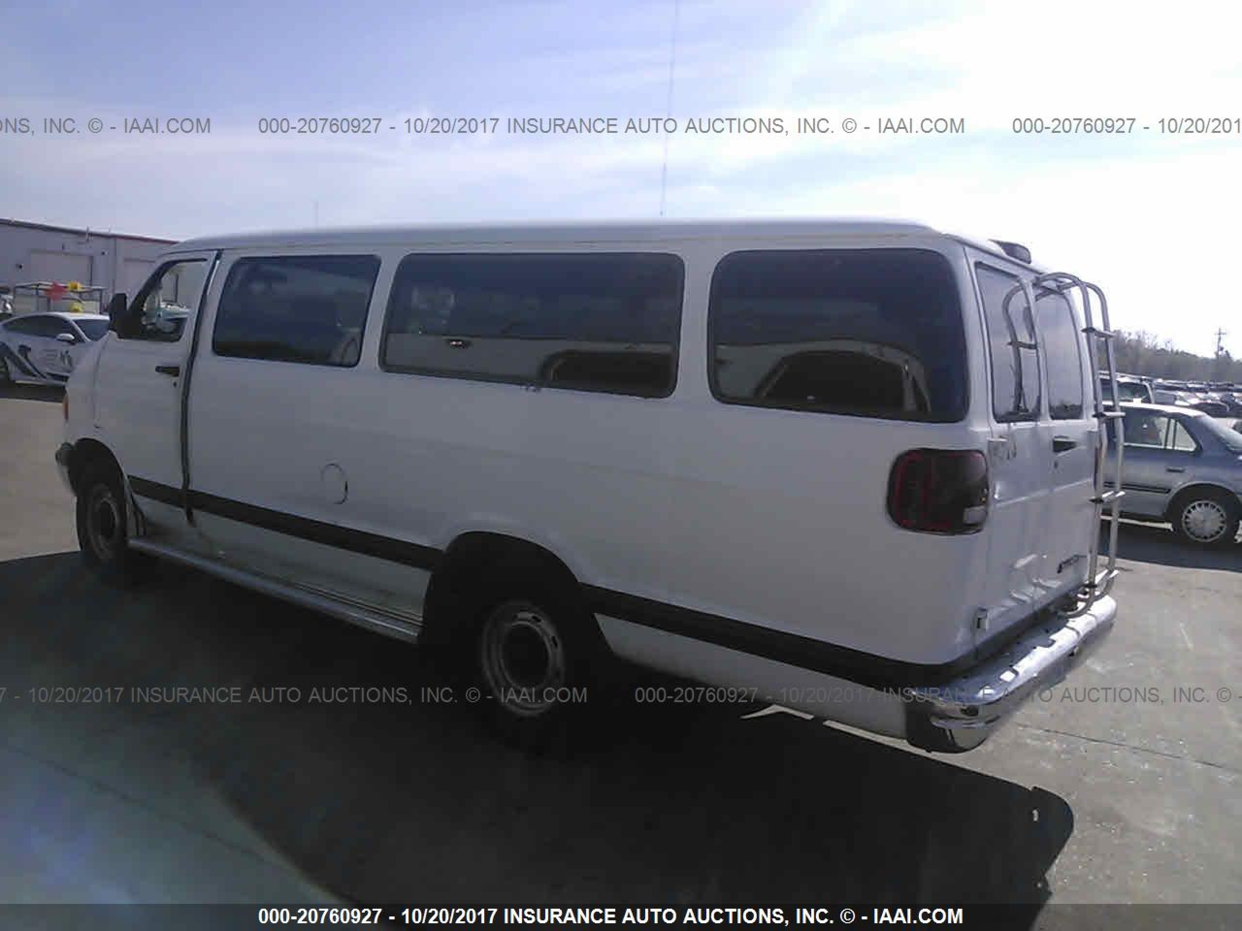 Photo 2 VIN: 2B5WB35Z51K534732 - DODGE RAM VAN 