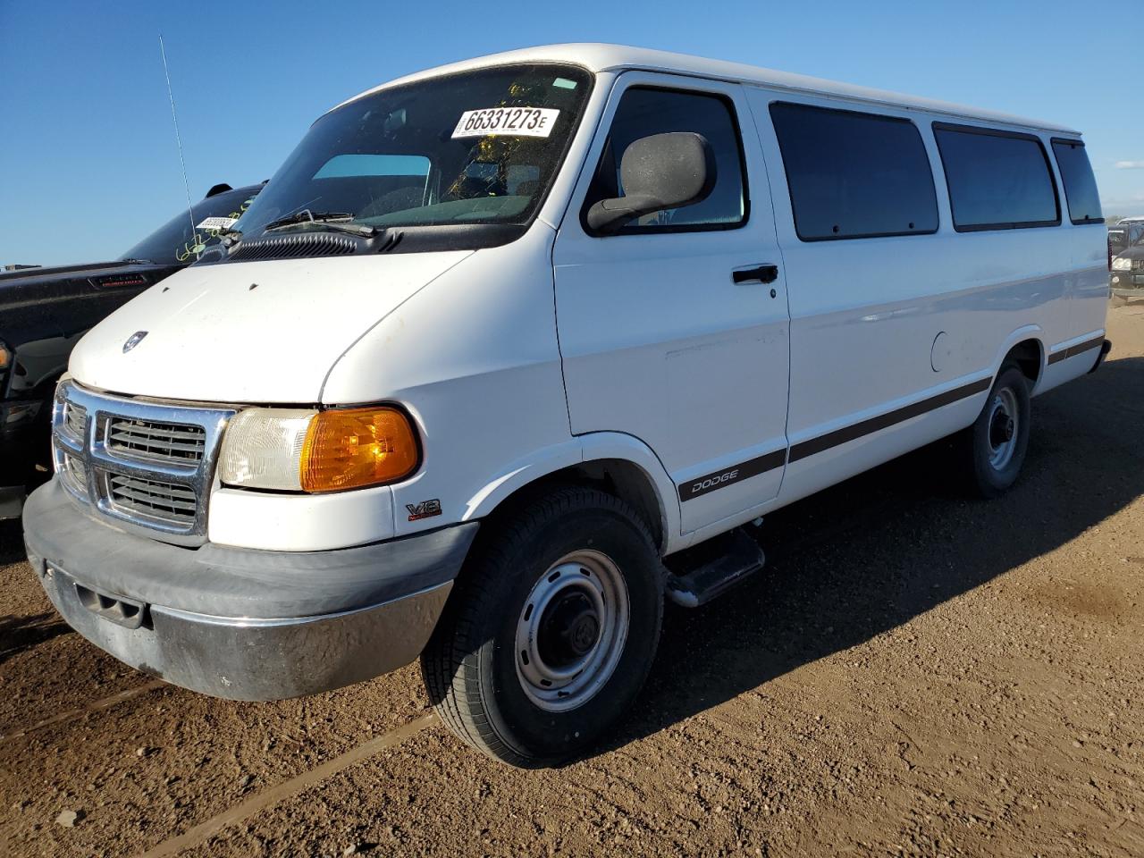 Photo 0 VIN: 2B5WB35Z6YK176664 - DODGE RAM VAN 