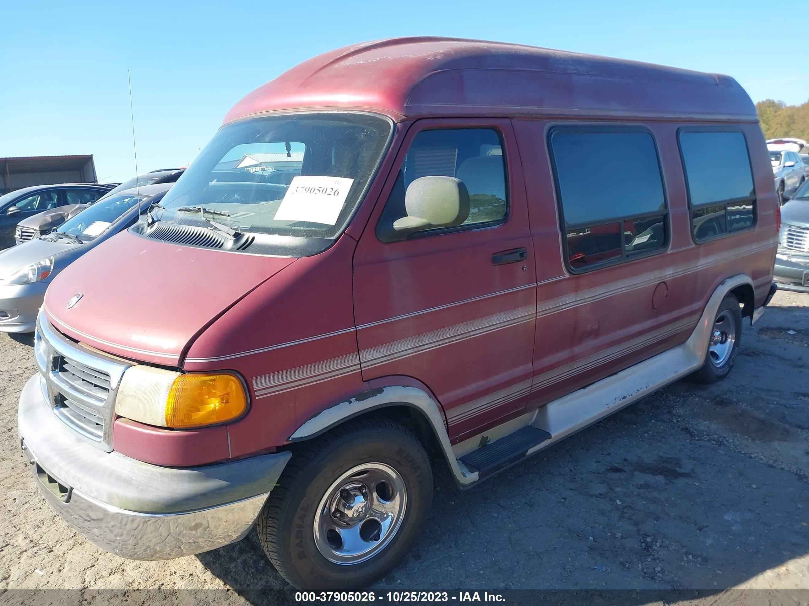 Photo 1 VIN: 2B6HB11YXXK540413 - DODGE RAM VAN 