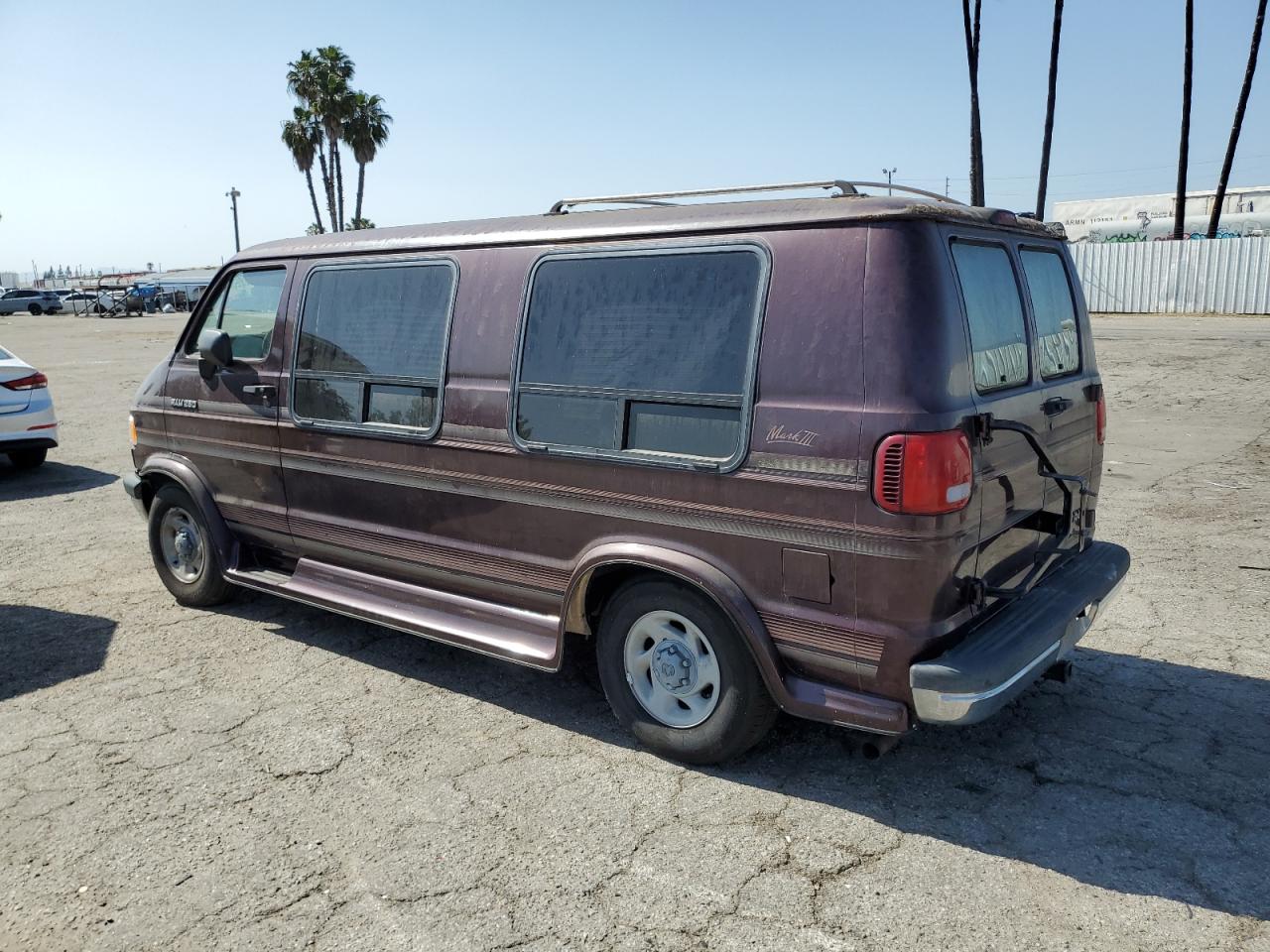 Photo 1 VIN: 2B6HB21Y3RK111395 - DODGE RAM VAN 